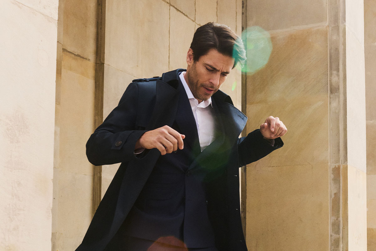 Biała koszula męska – stylizacje eleganckie i casualowe