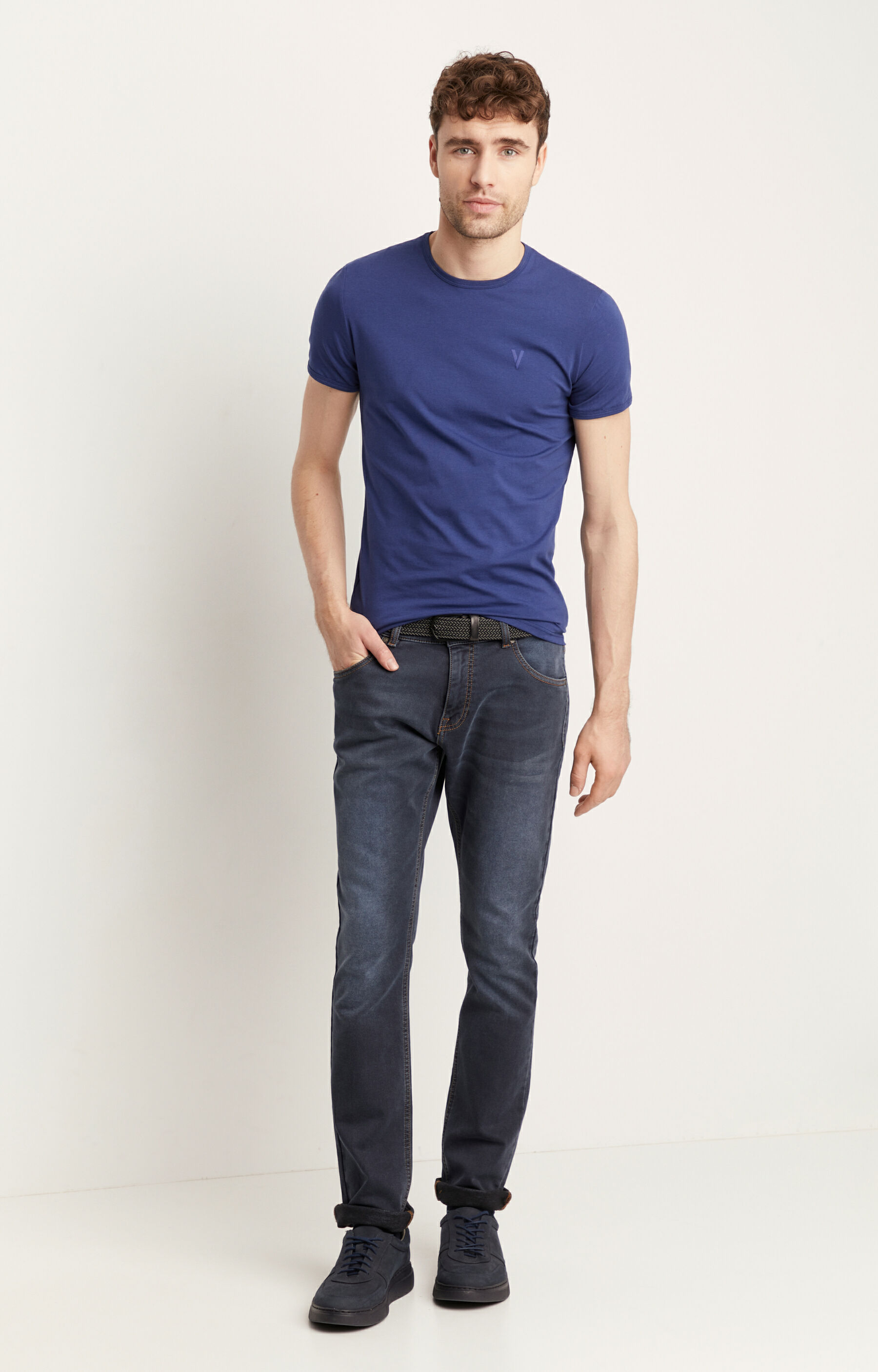 Dopasowany t-shirt basic - 4