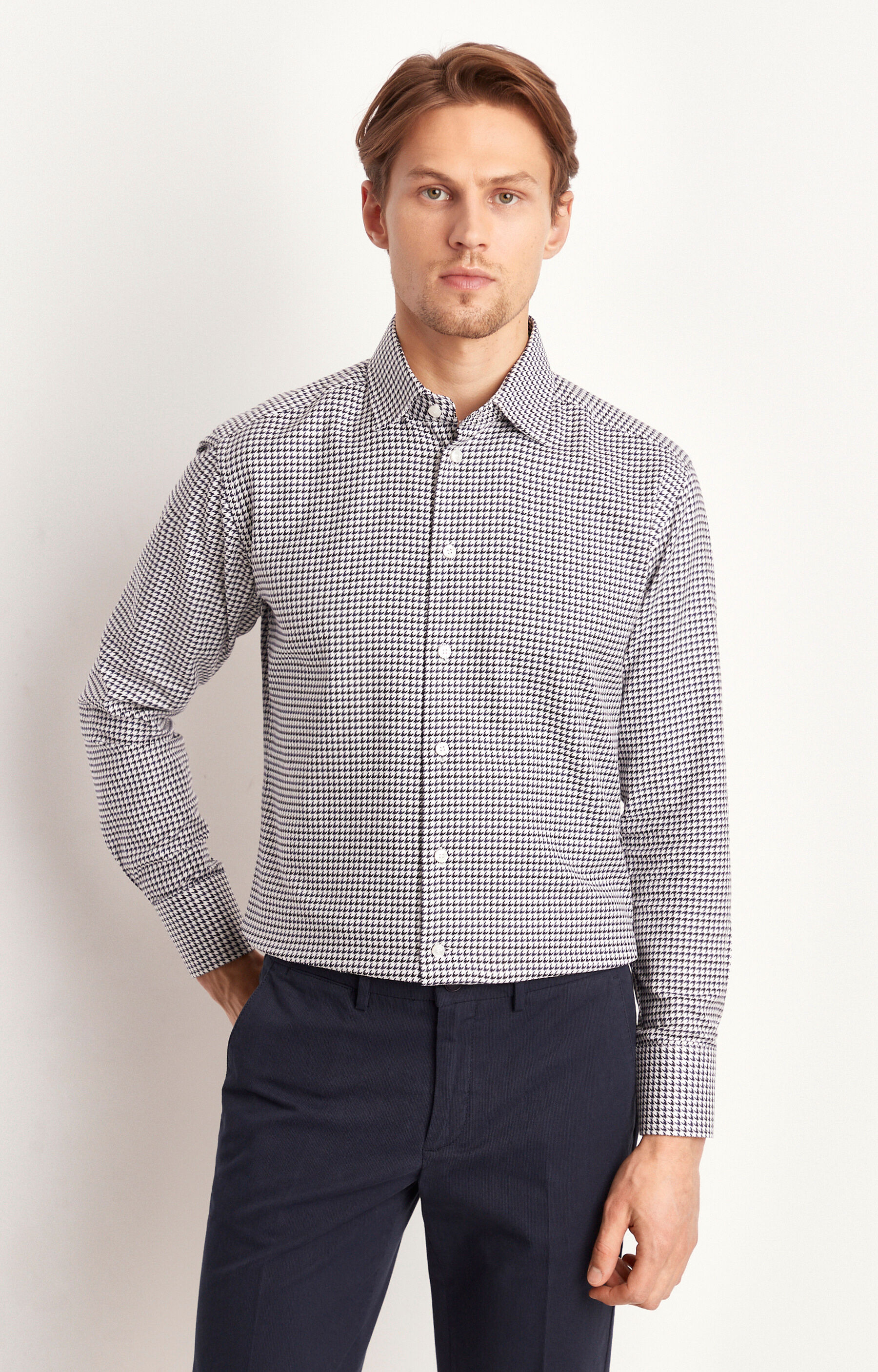 Koszula w pepitę z półwłoskim kołnierzem