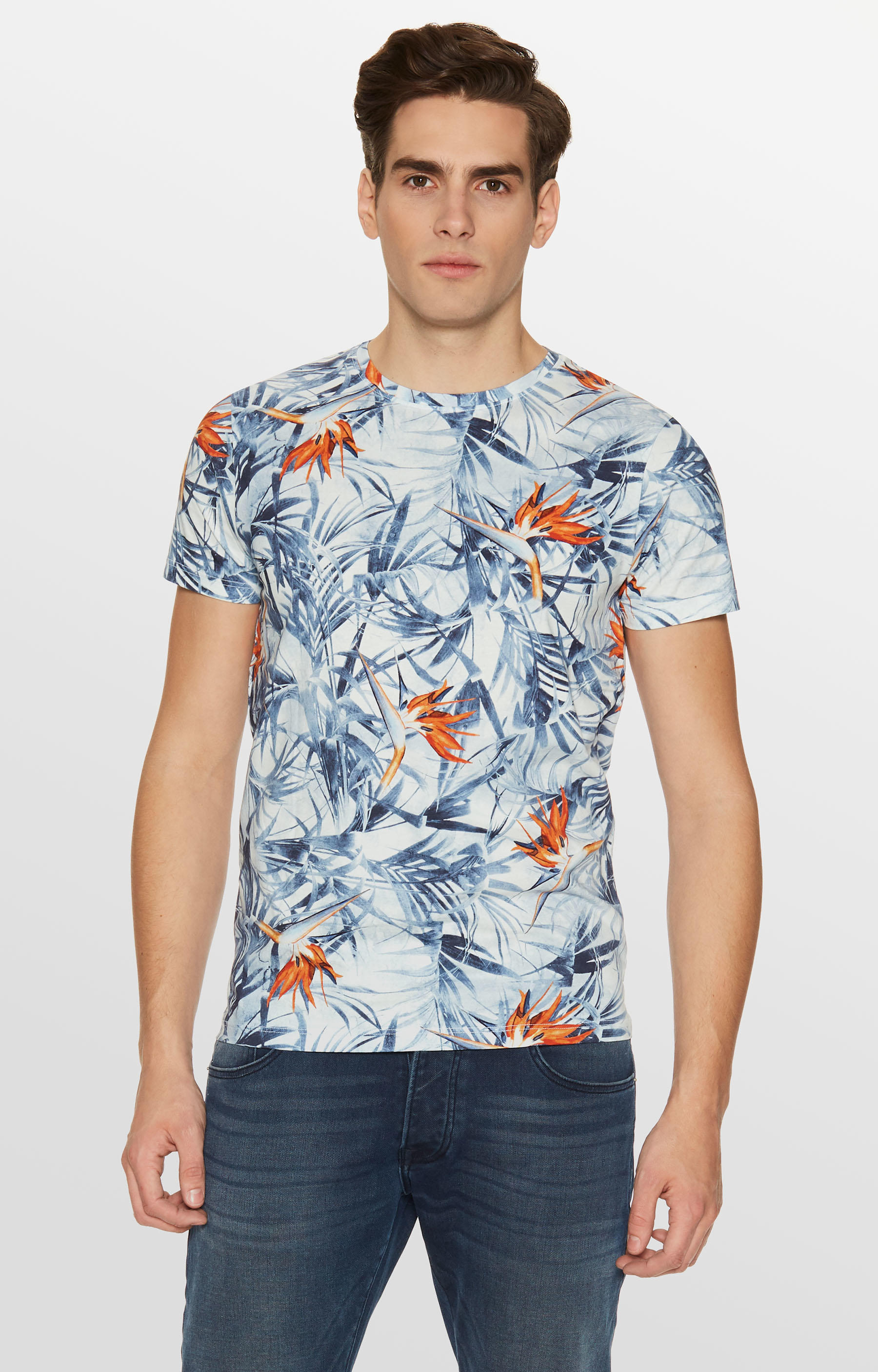 T-shirt z nadrukiem w kwiaty