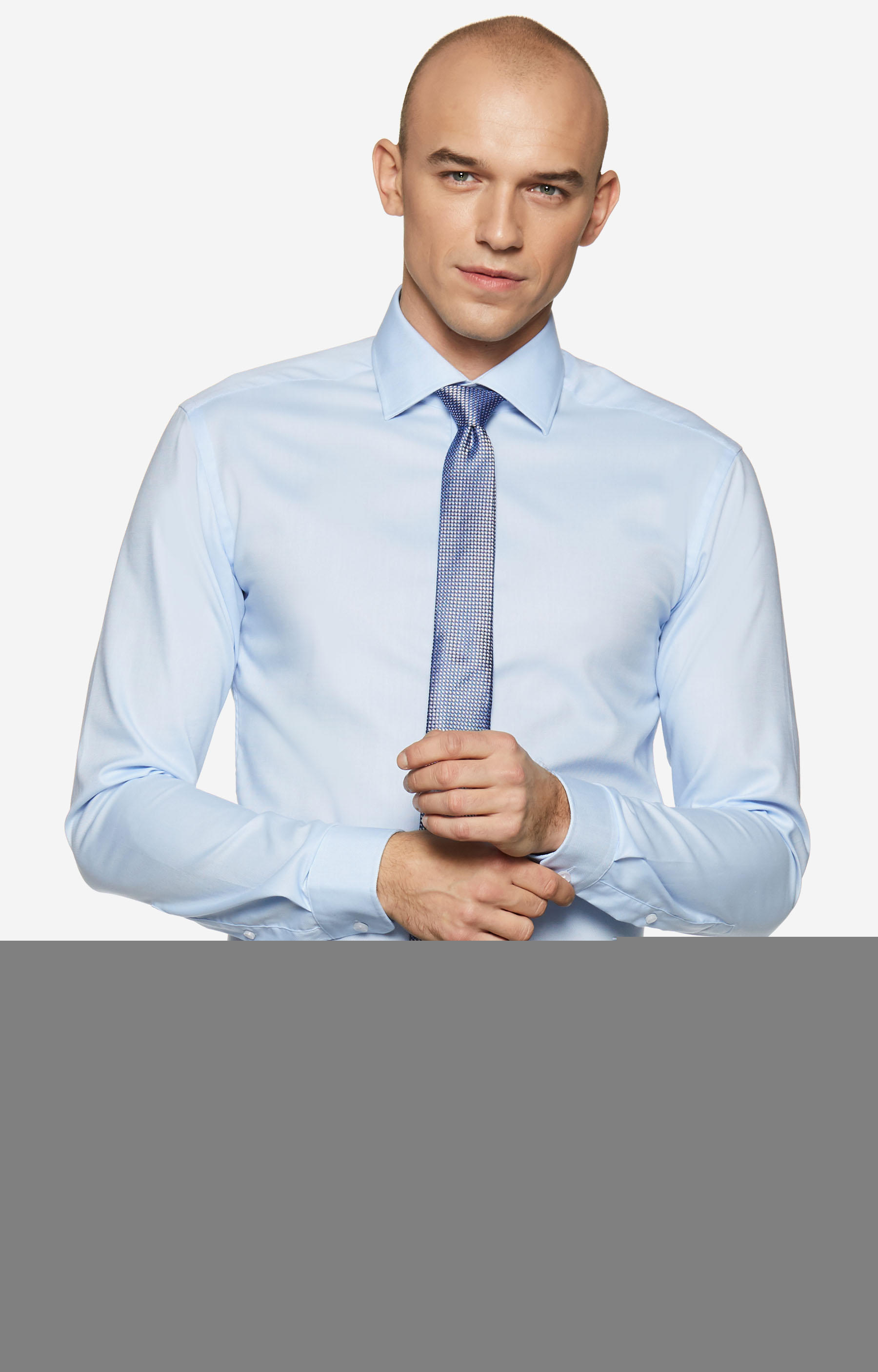 Swobodna koszula w strukturalny wzór z półwłoskim kołnierzem