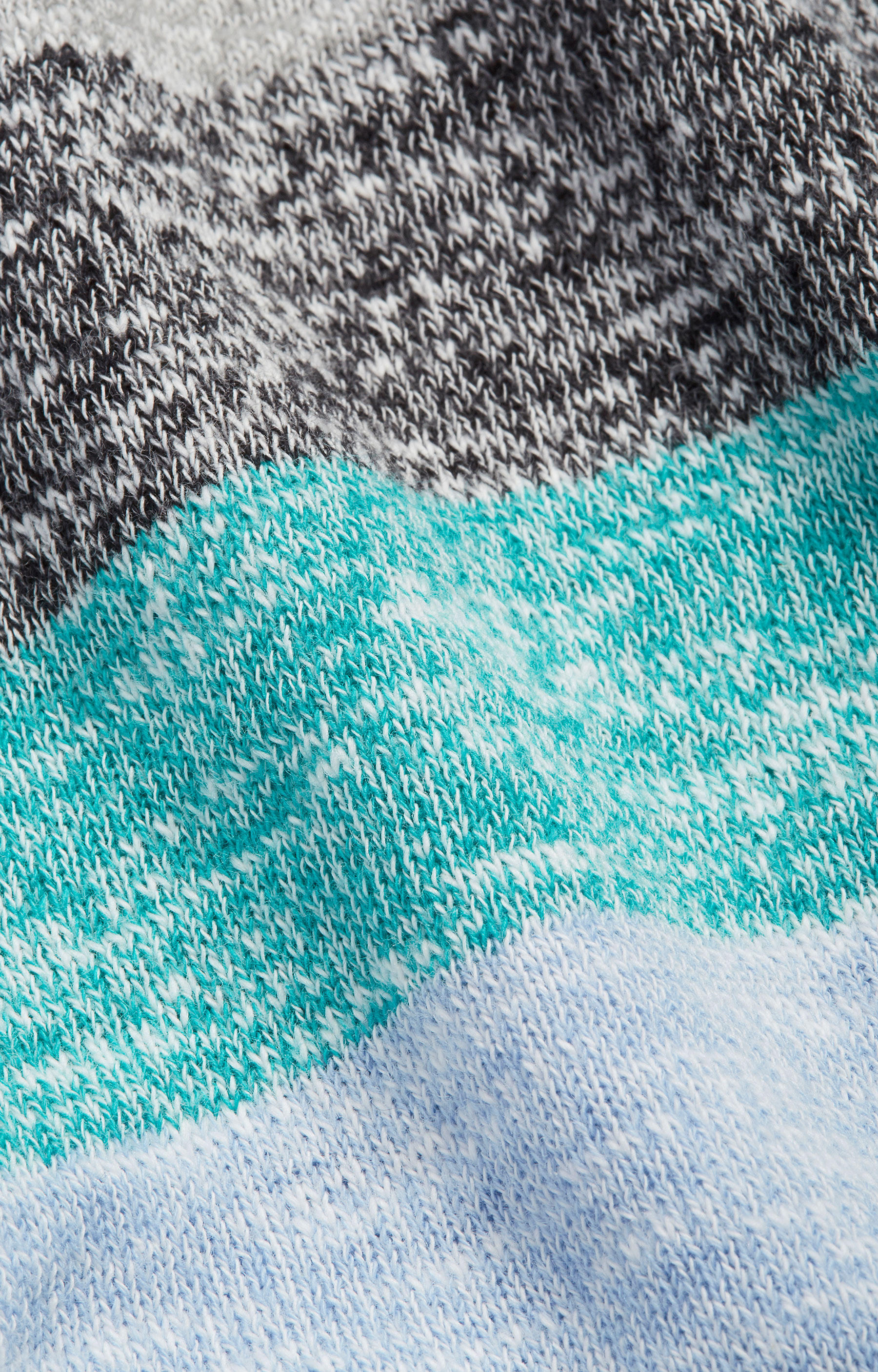 Lekki sweter w paski - 3