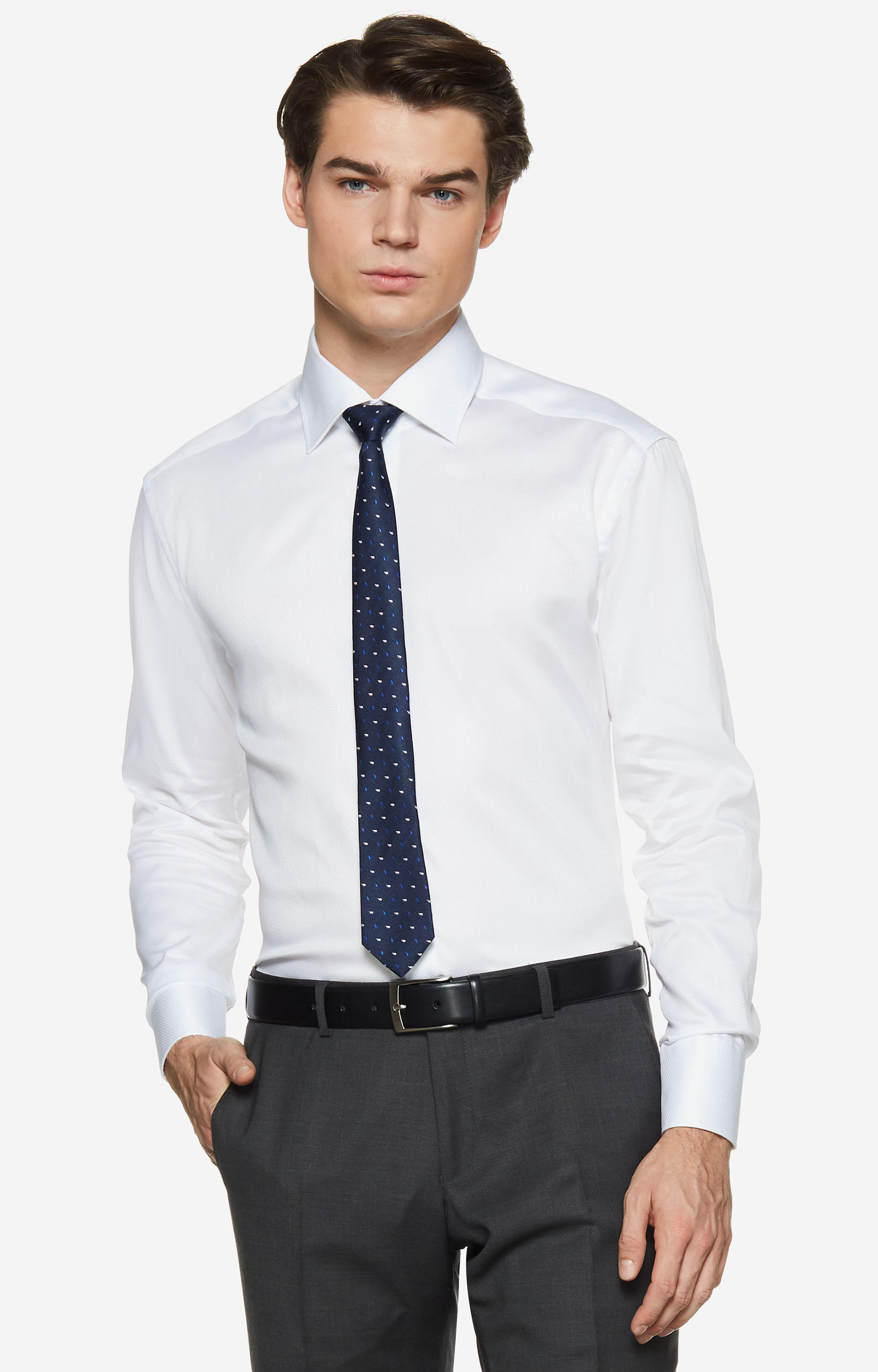 Elegancka koszula z delikatną strukturą i półwłoskim kołnierzem