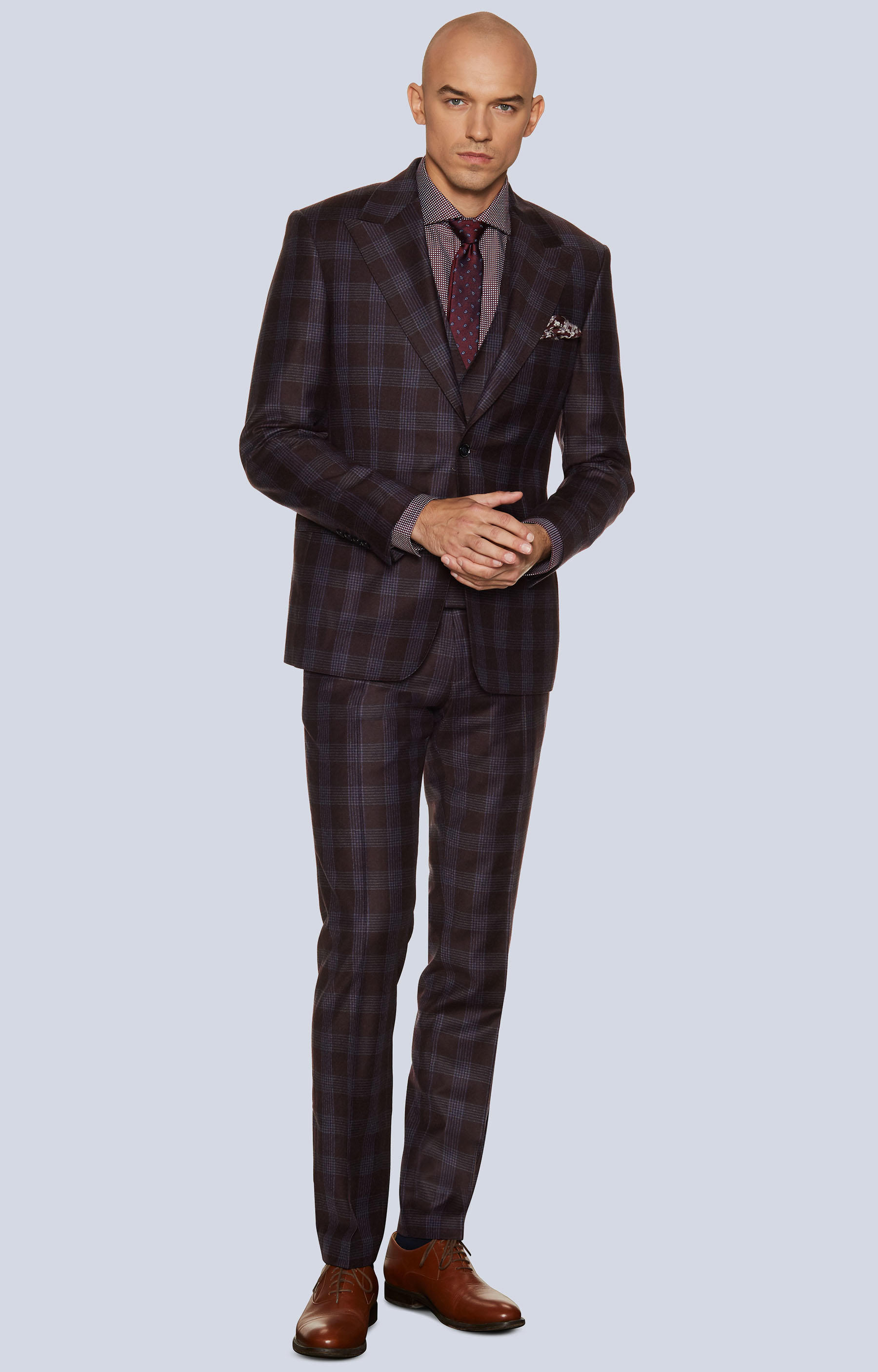 Dopasowany garnitur trzyczęściowy z wełny, w kratę