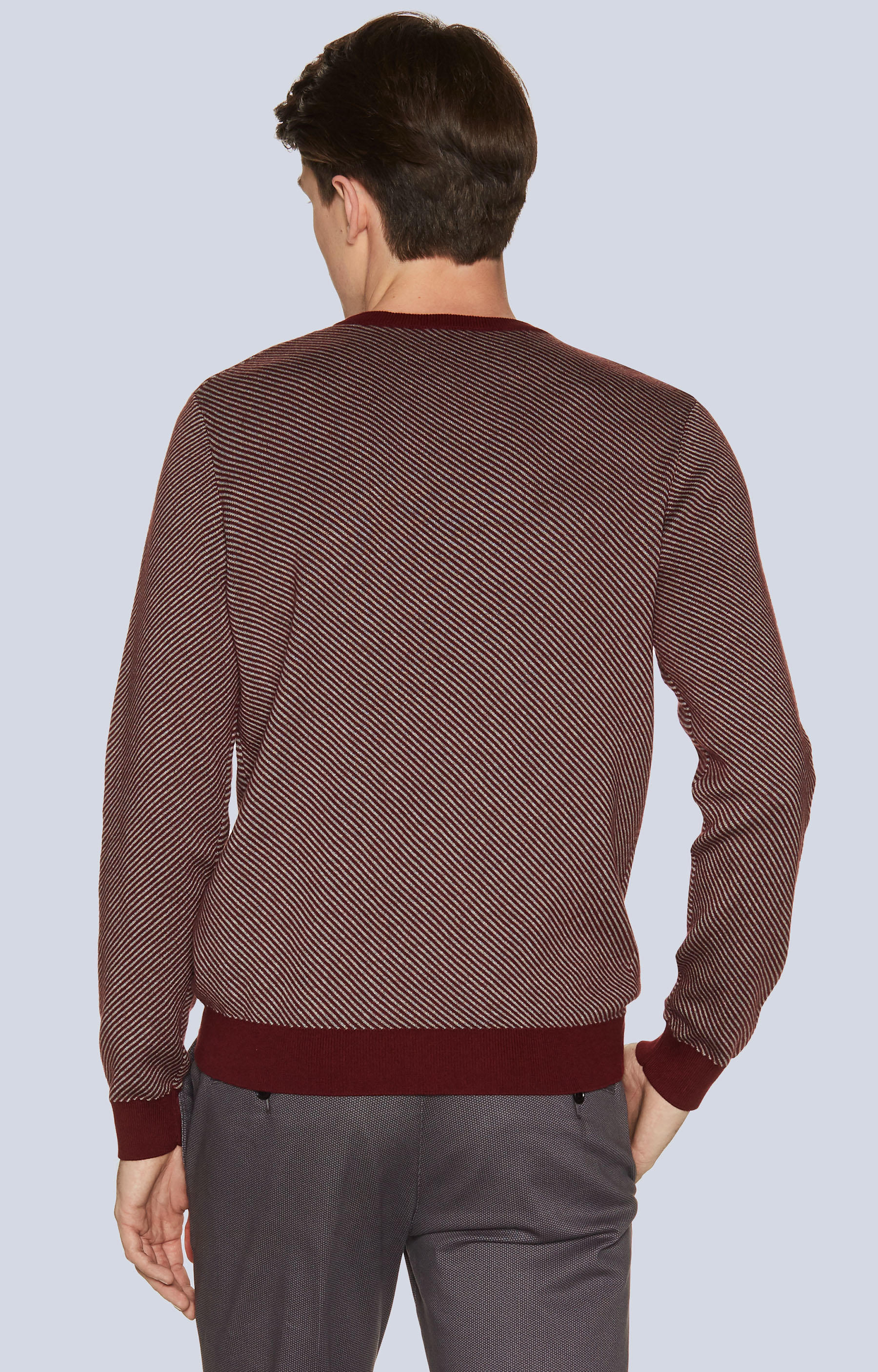Lekki sweter w paski - 2
