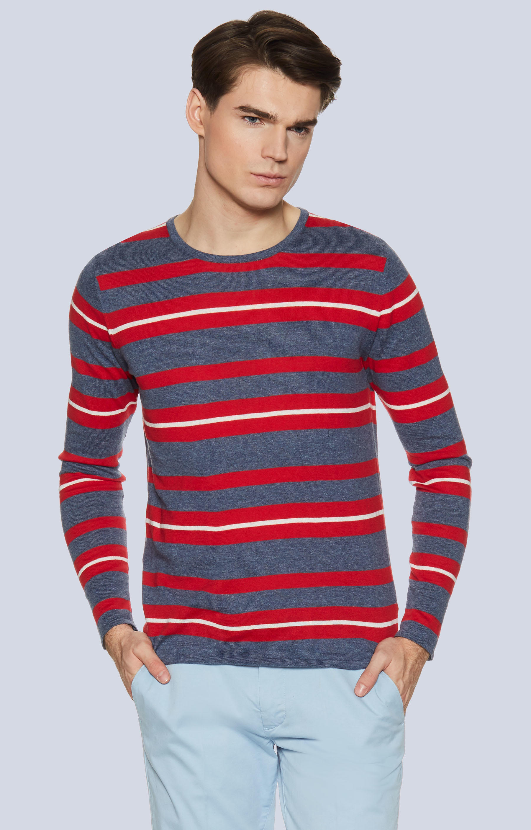 Lekki sweter w paski