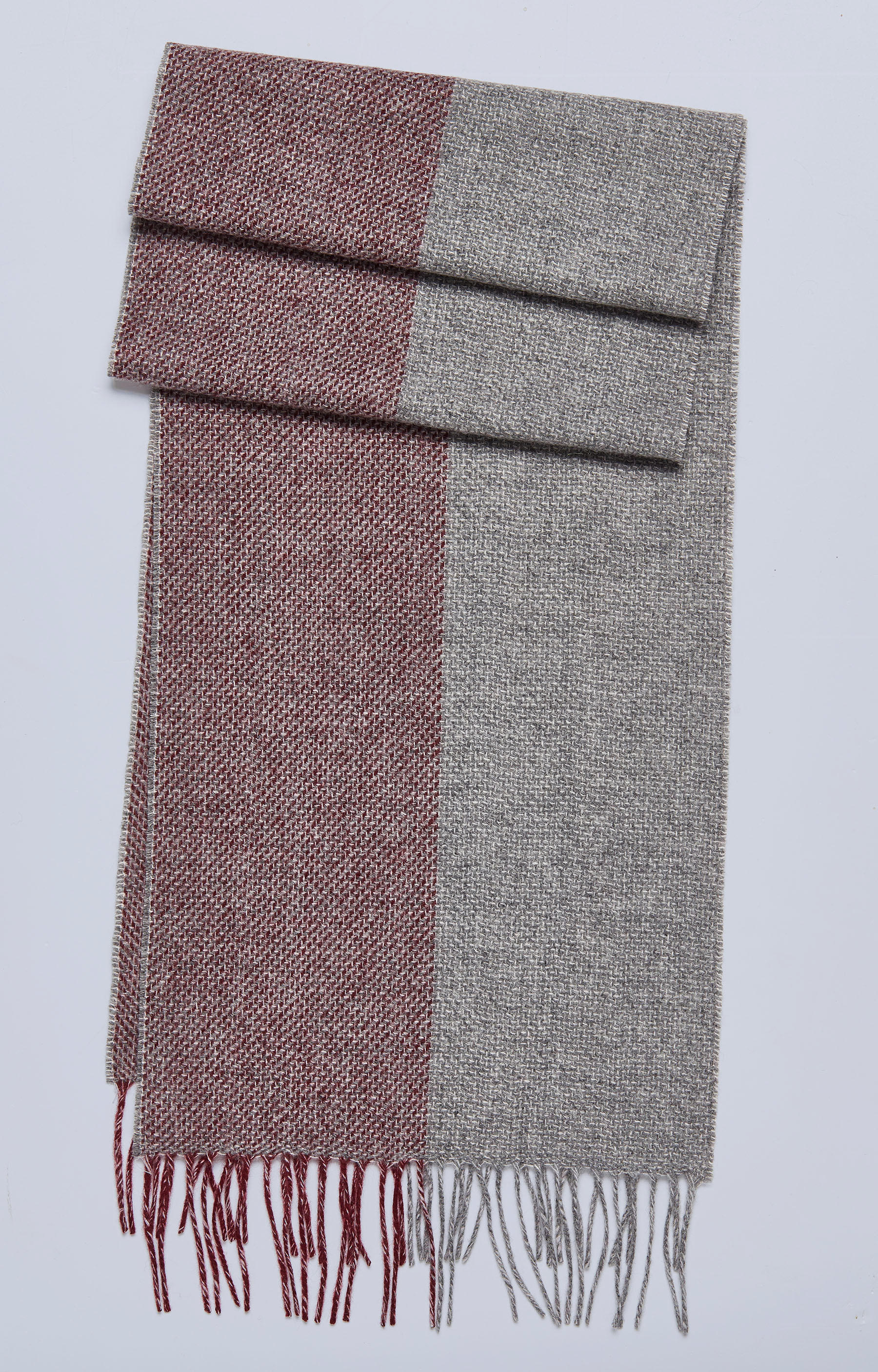 Szal z tkaniny wełnianej