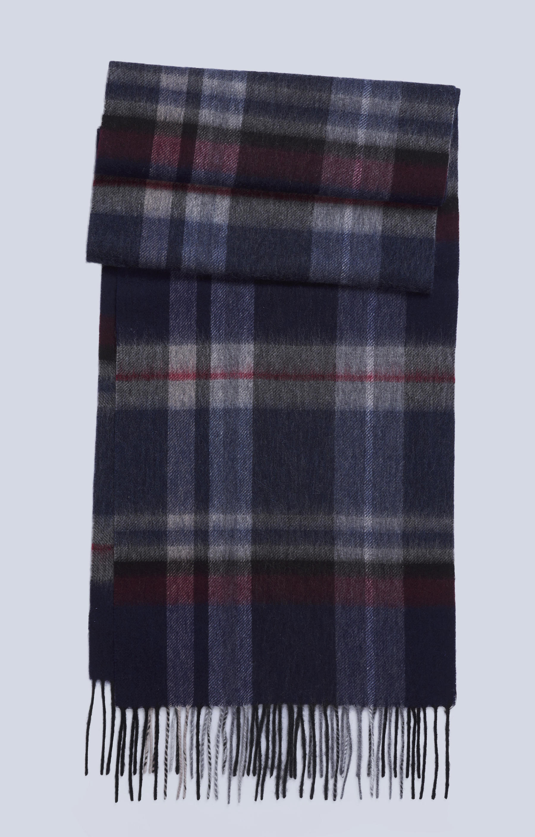 Szal z tkaniny wełnianej w kratę