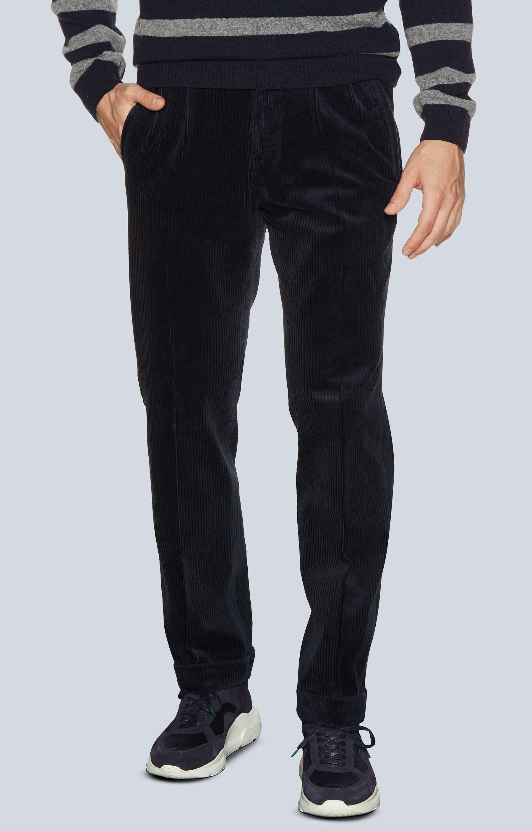 Spodnie sztruksowe zaprasowane na kant - 2