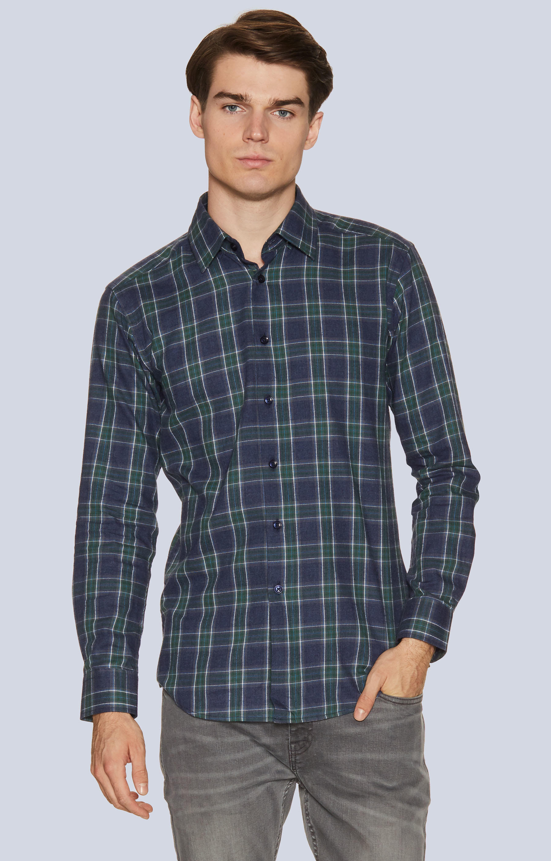 Koszule w kratę z kołnierzem kryte button-down