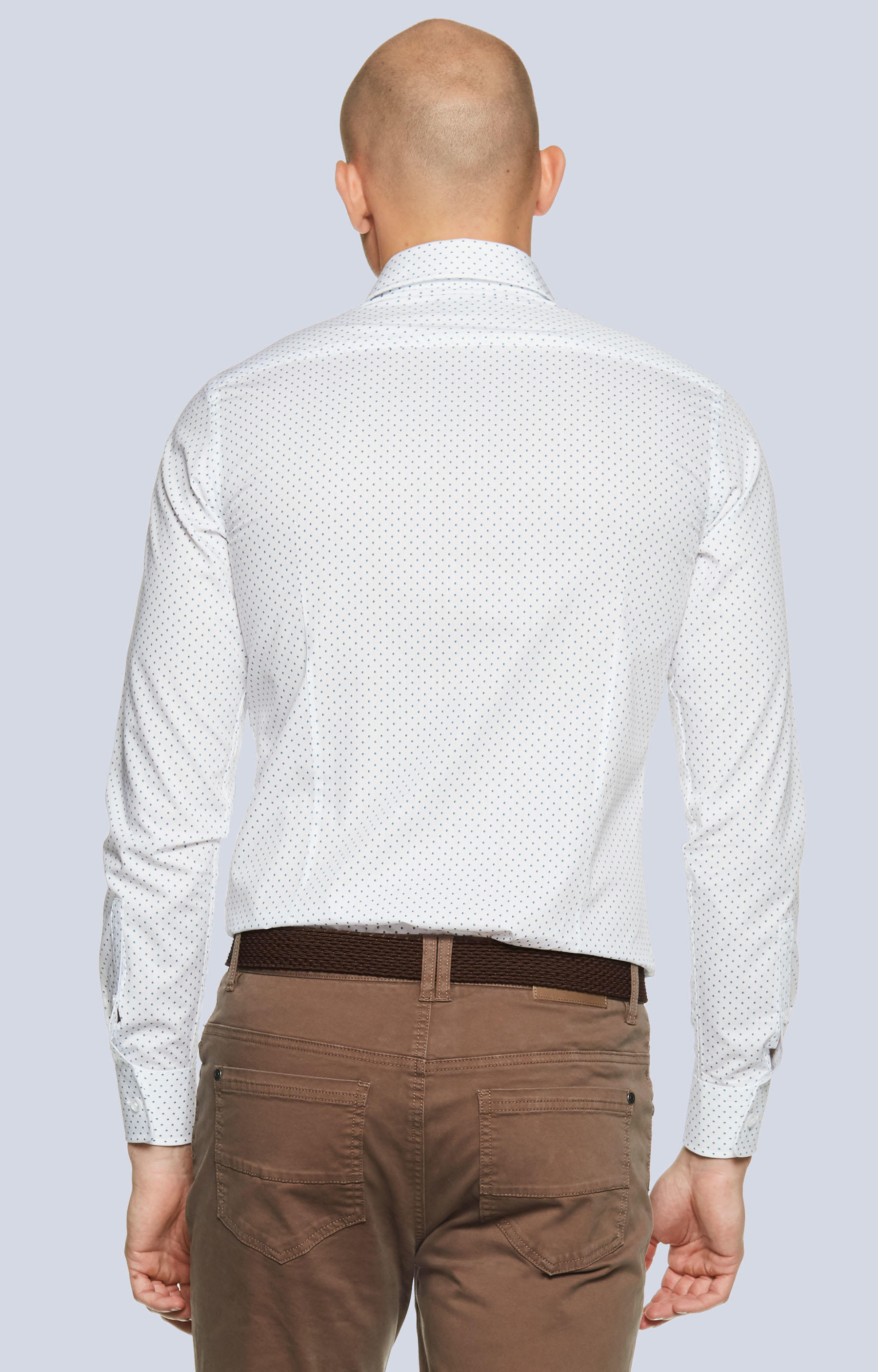 Dopasowana koszula w kropki z kołnierzem typu kryte button-down - 2