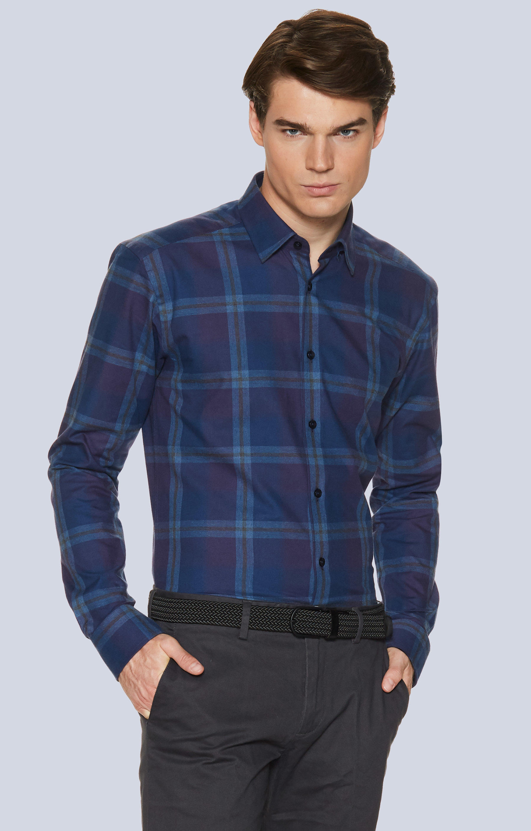 Koszule w kratę z kołnierzem kryte button-down