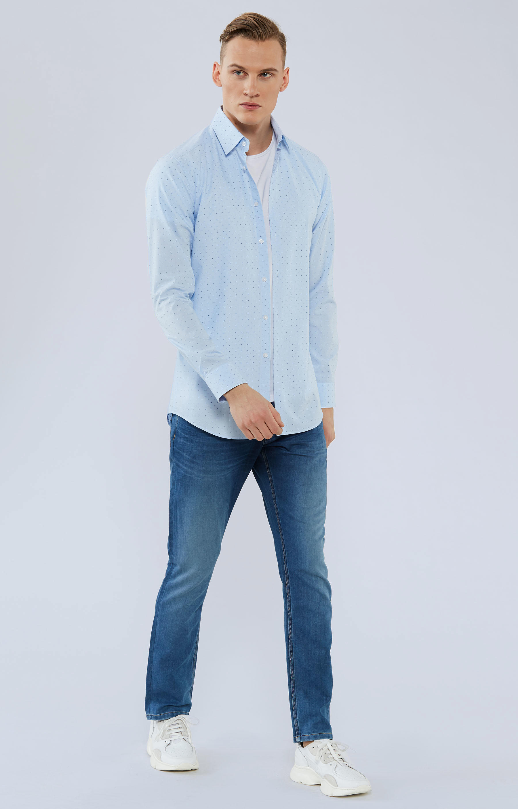 Koszula w mikrowzór, kołnierz kryte button-down