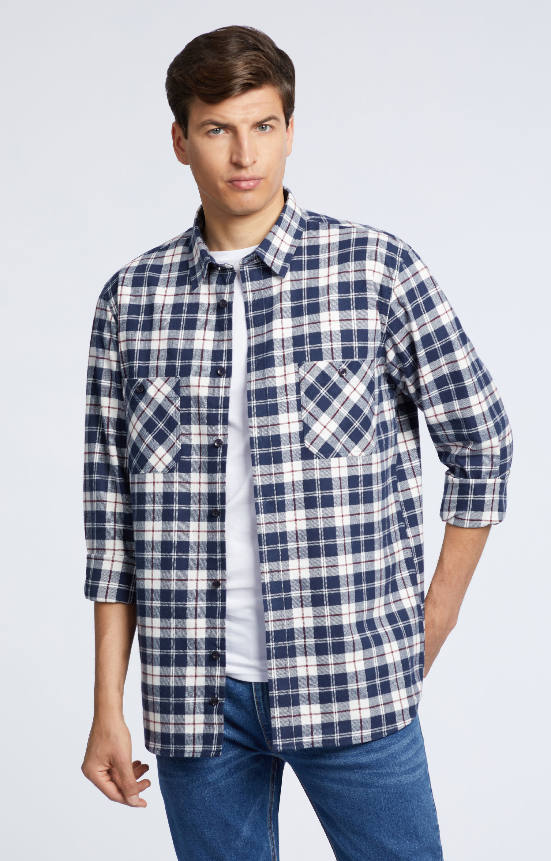 Flanelowa koszula w kratę z półwłoskim kołnierzem - 3