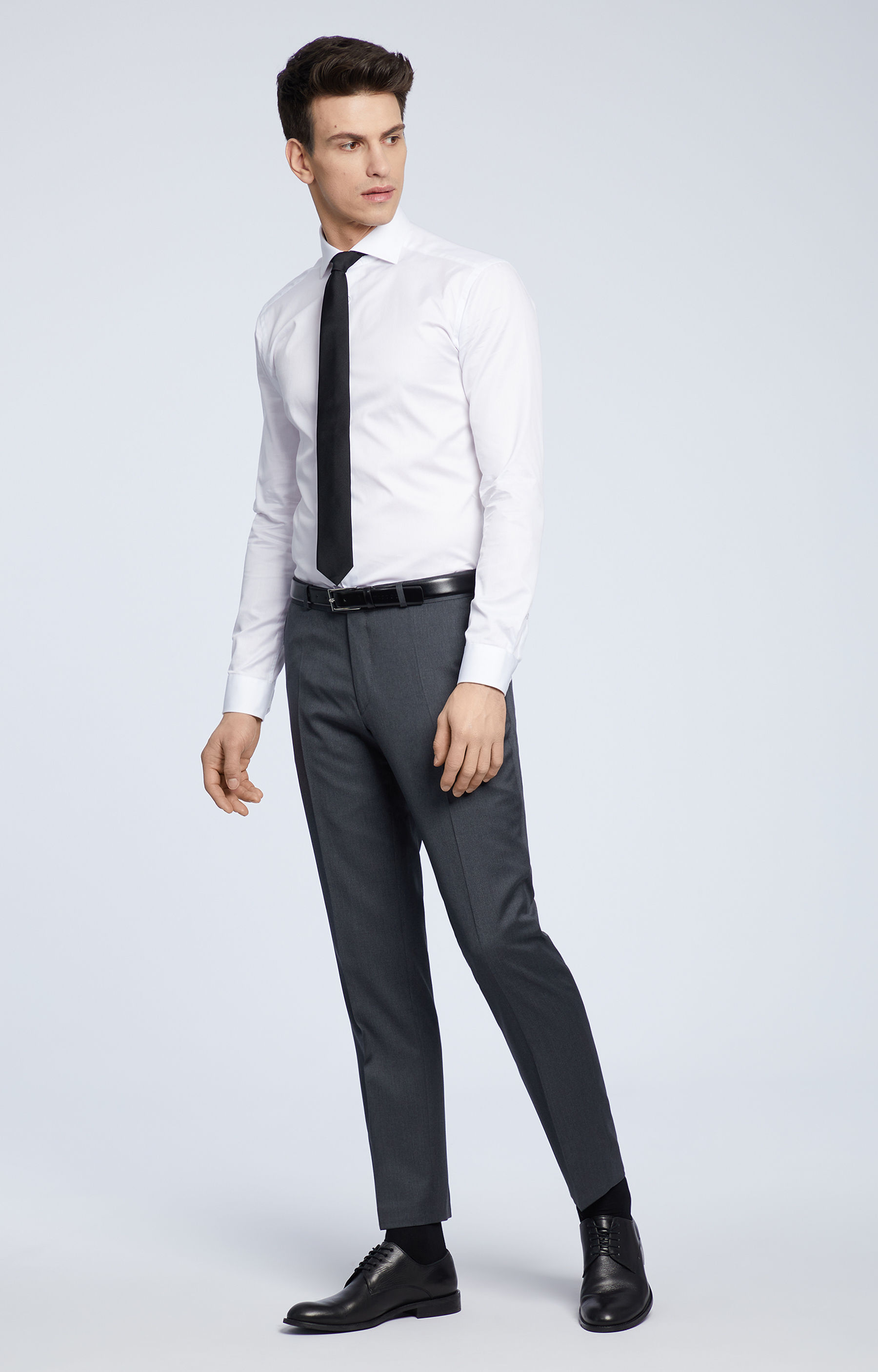Spodnie slim fit do garnituru