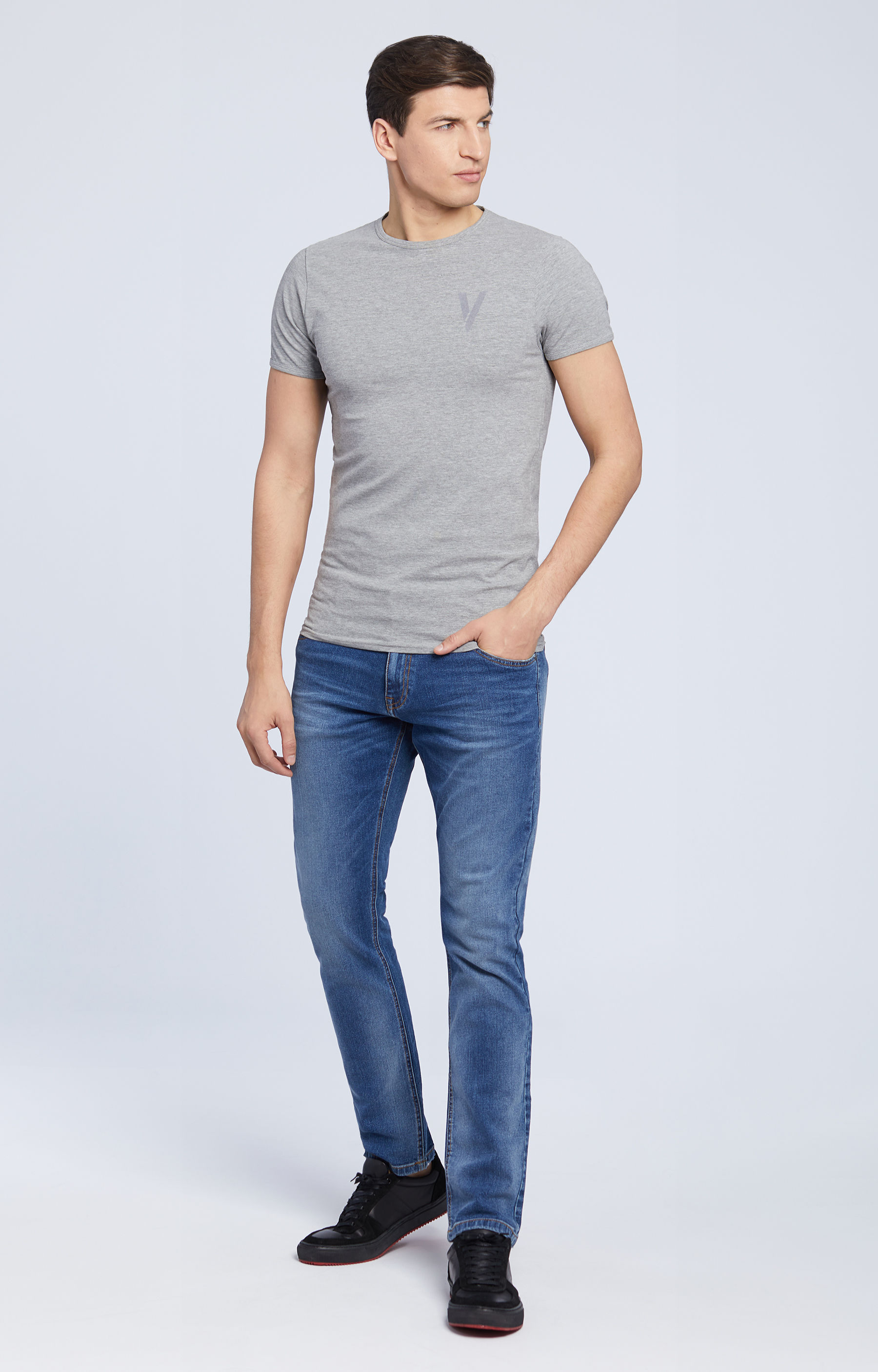 T-shirt basic dopasowany