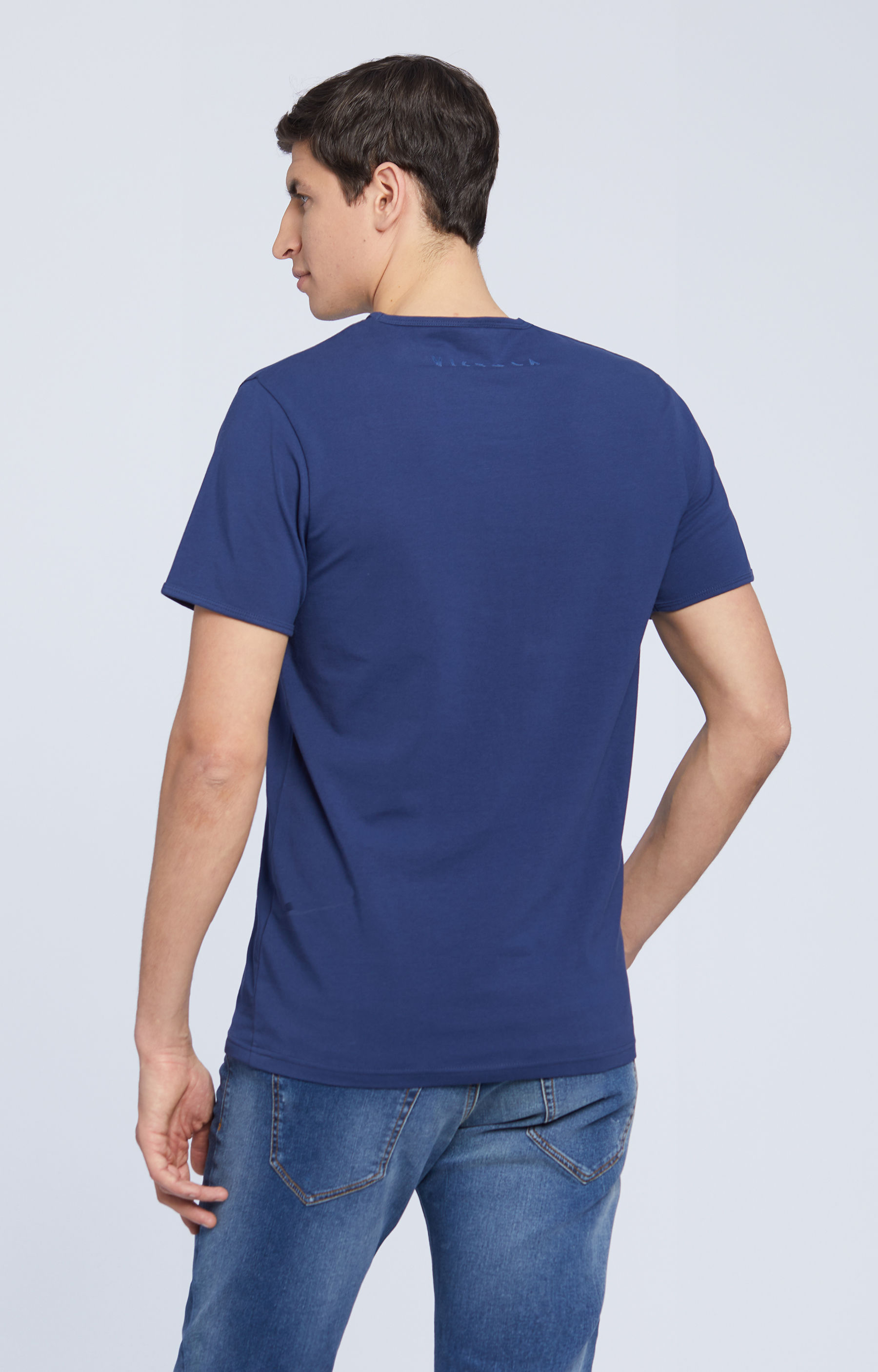 T-shirt basic dopasowany - 3