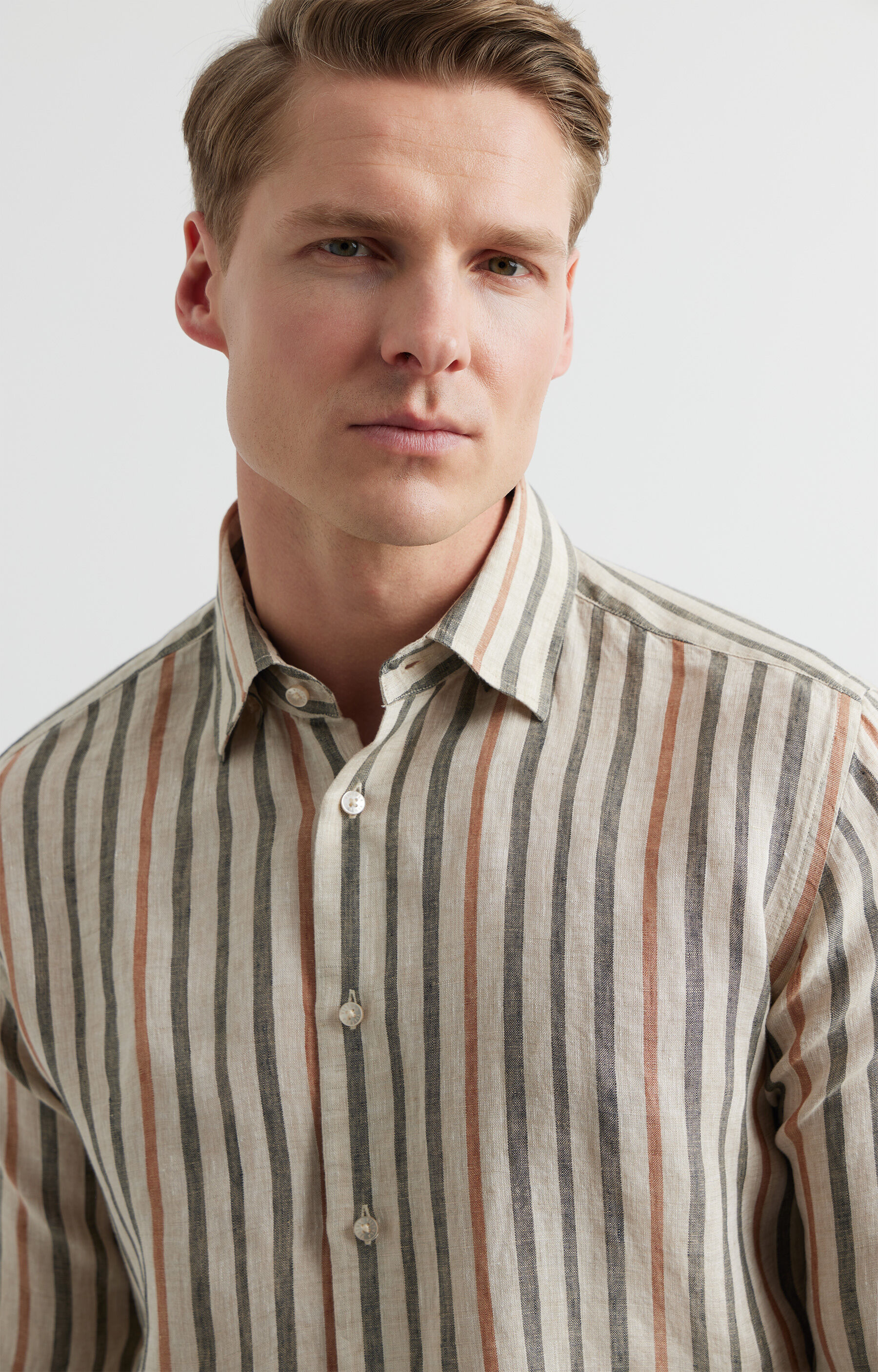 Lniana koszula slim w paski - 3