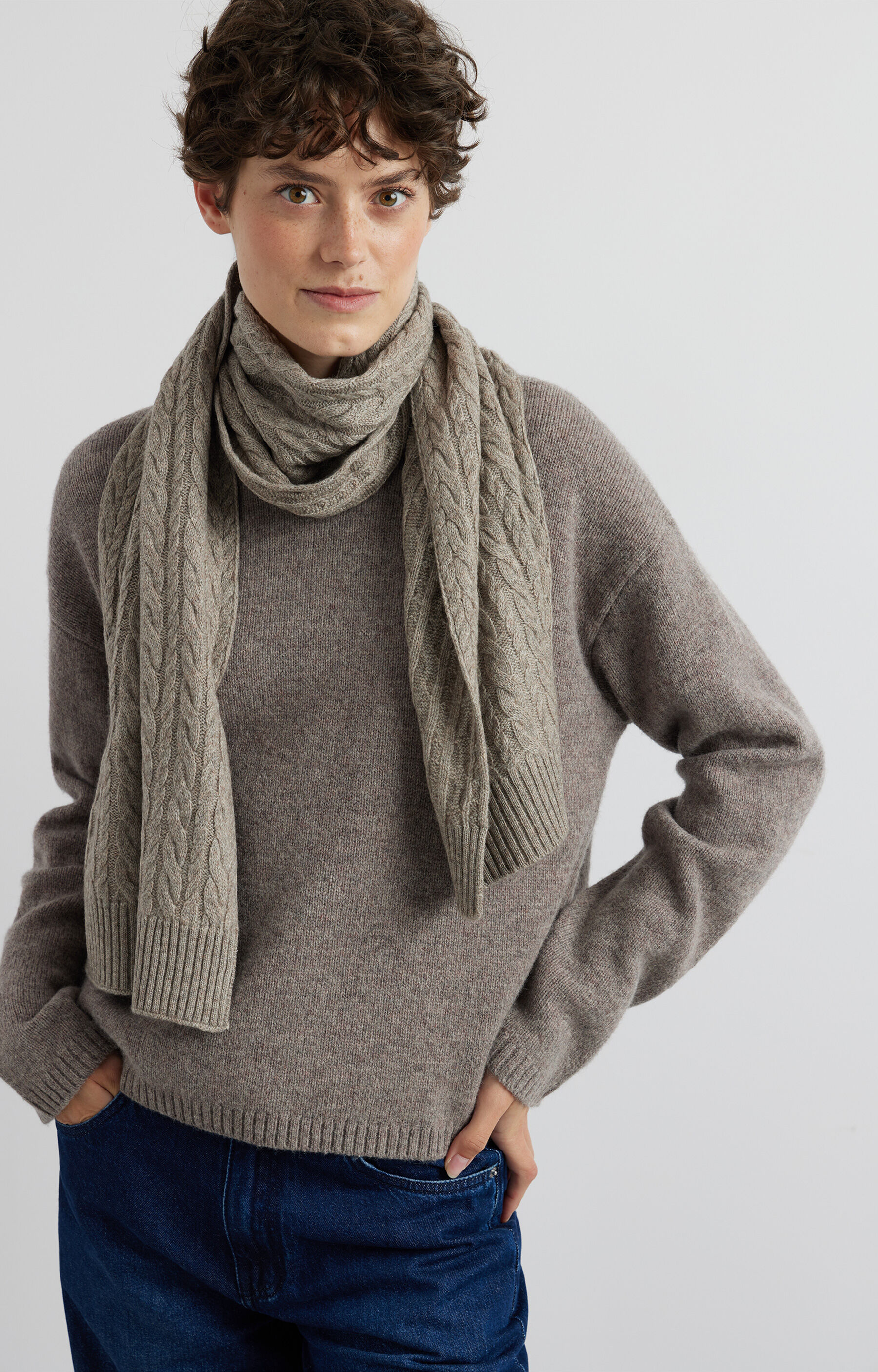 Sweter round neck - 5