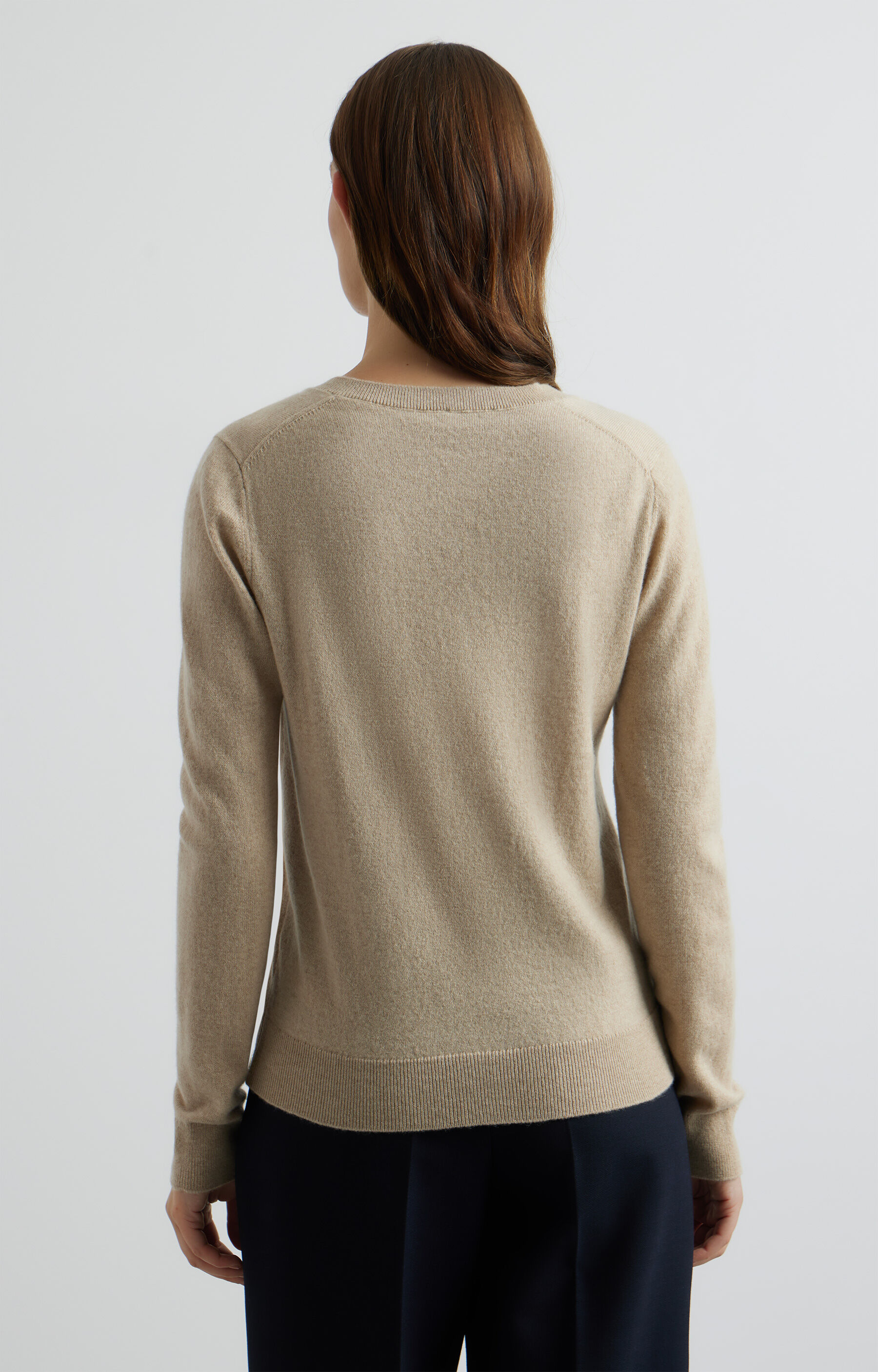 Sweter v-neck - 3