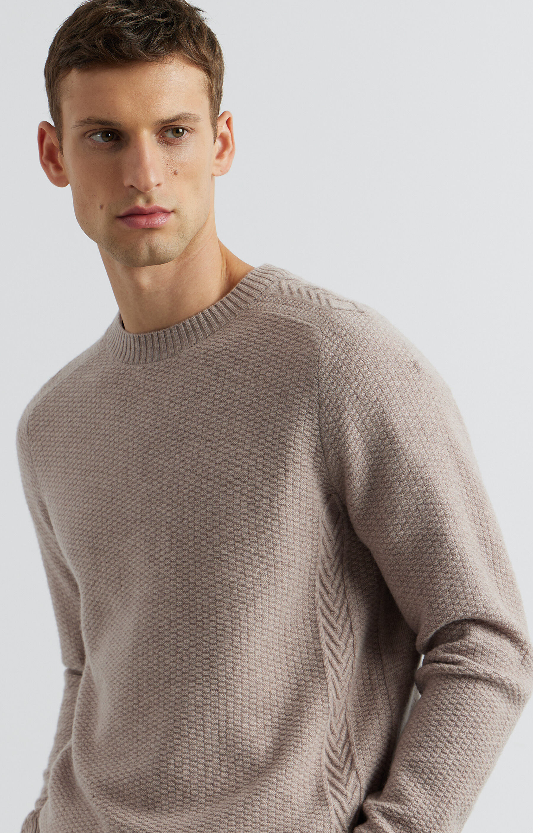 Sweter round neck w mikrowzór - 5