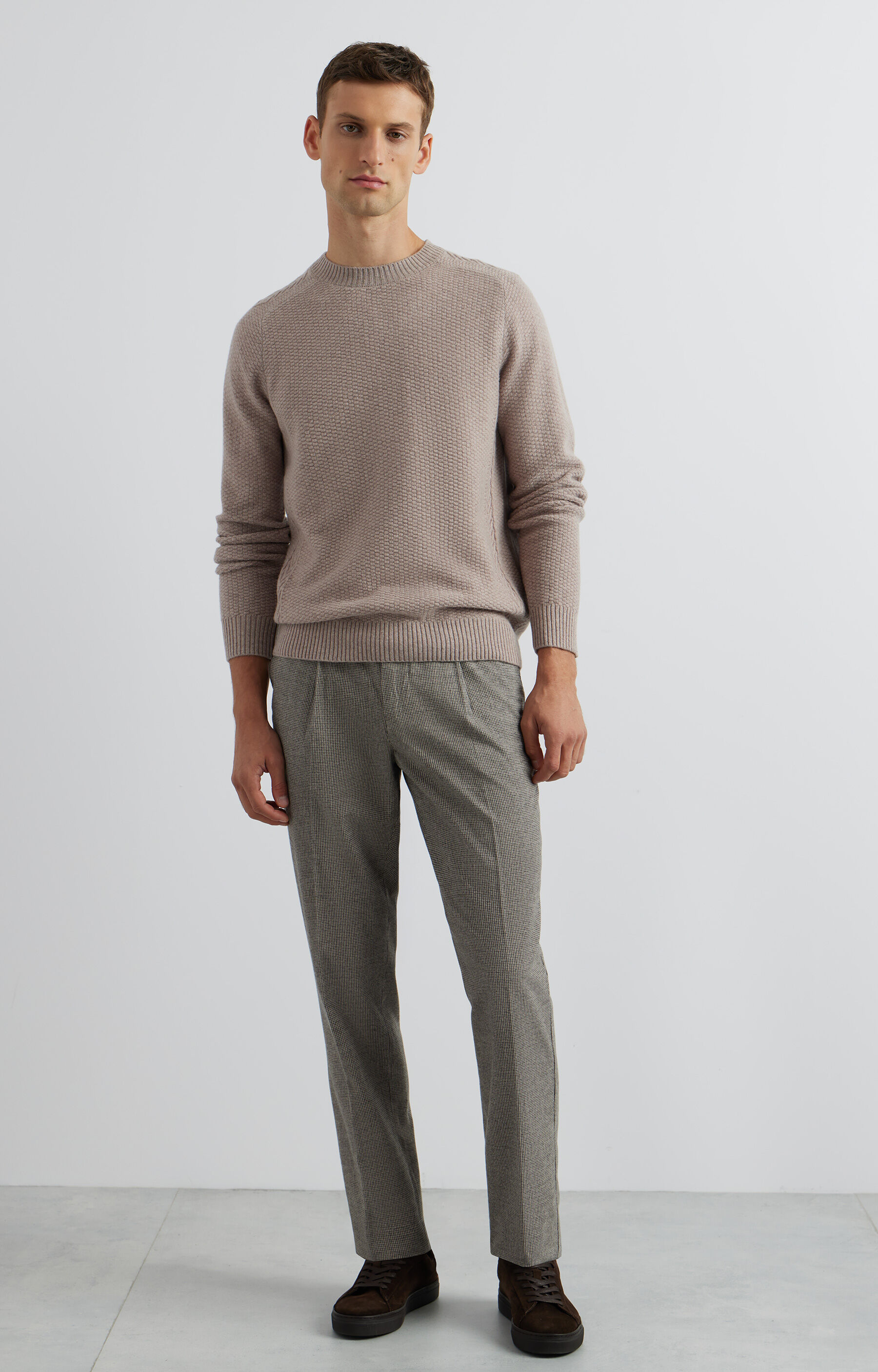 Sweter round neck w mikrowzór - 3