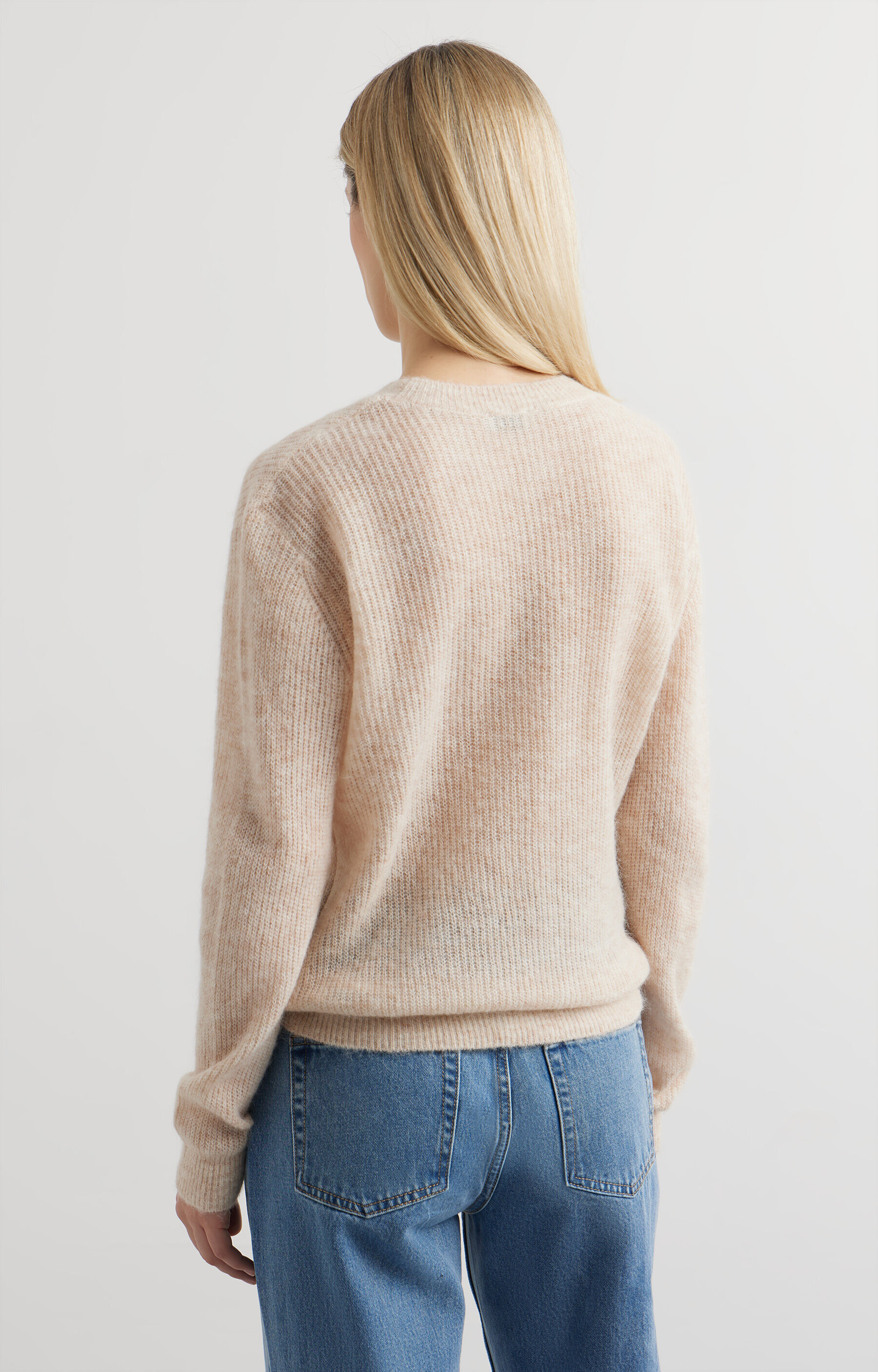 Sweter z lekkiej dzianiny - 4