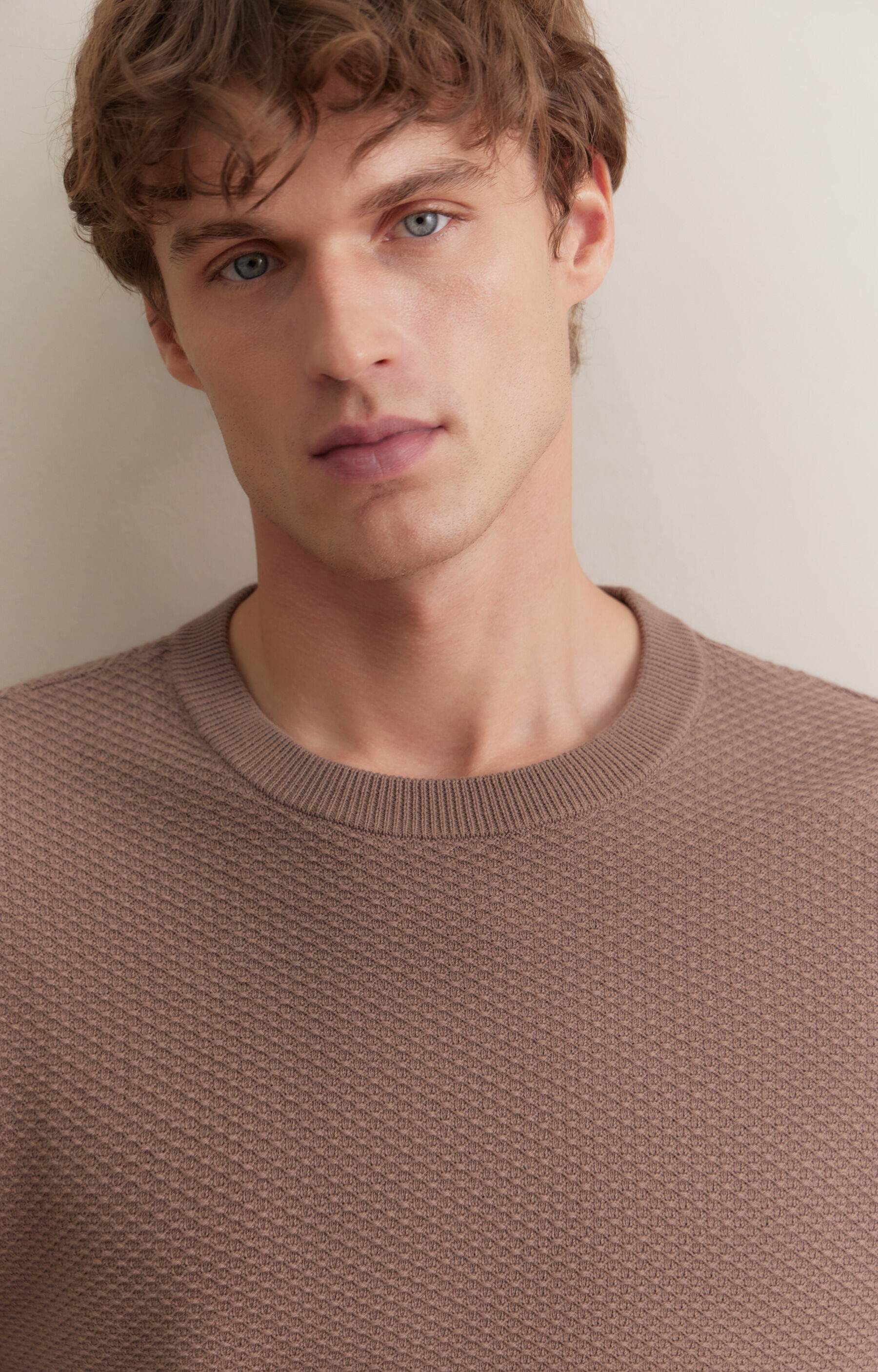 Strukturalny sweter round neck - 5