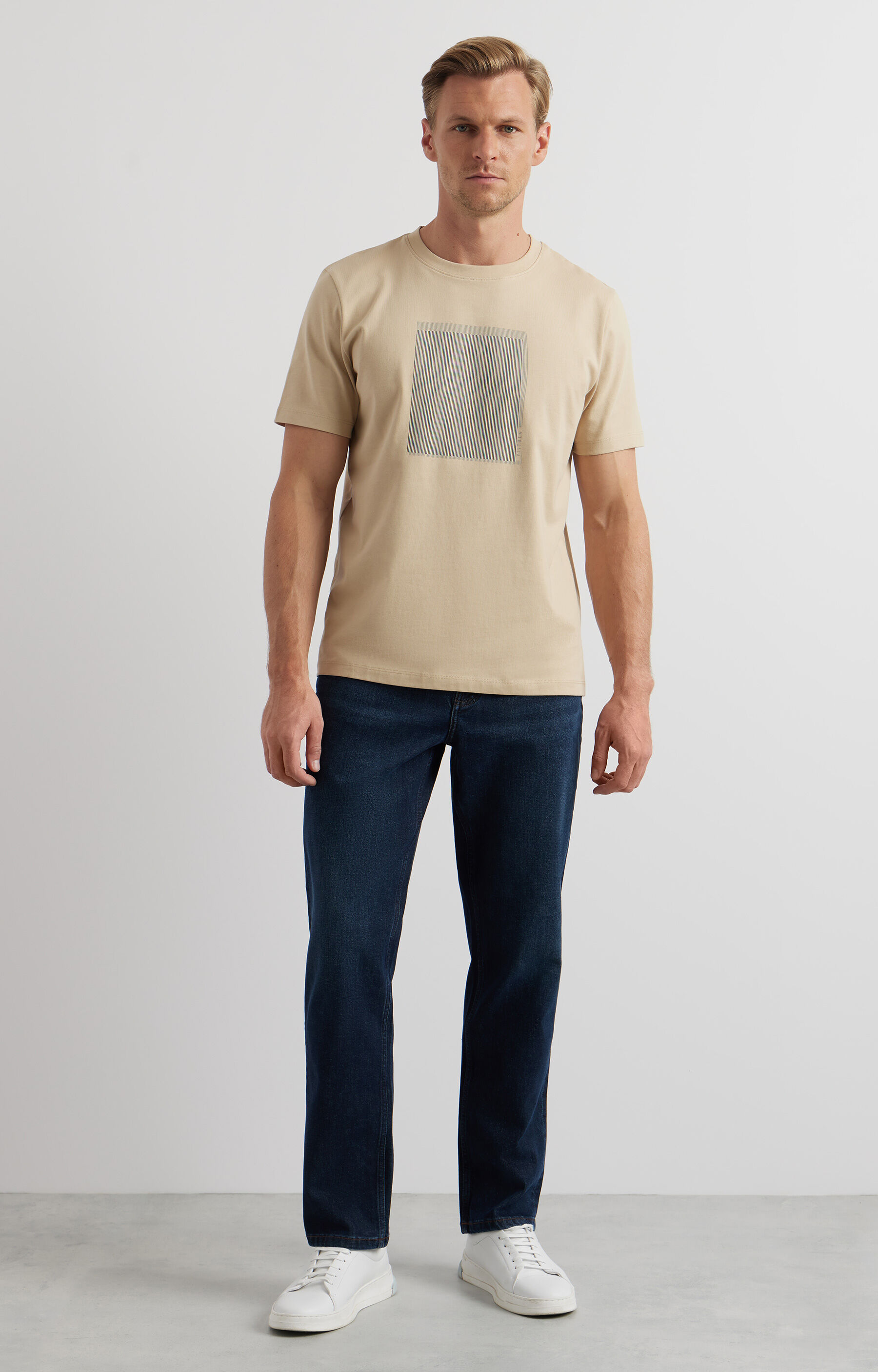 T-shirt z nadrukiem - 3