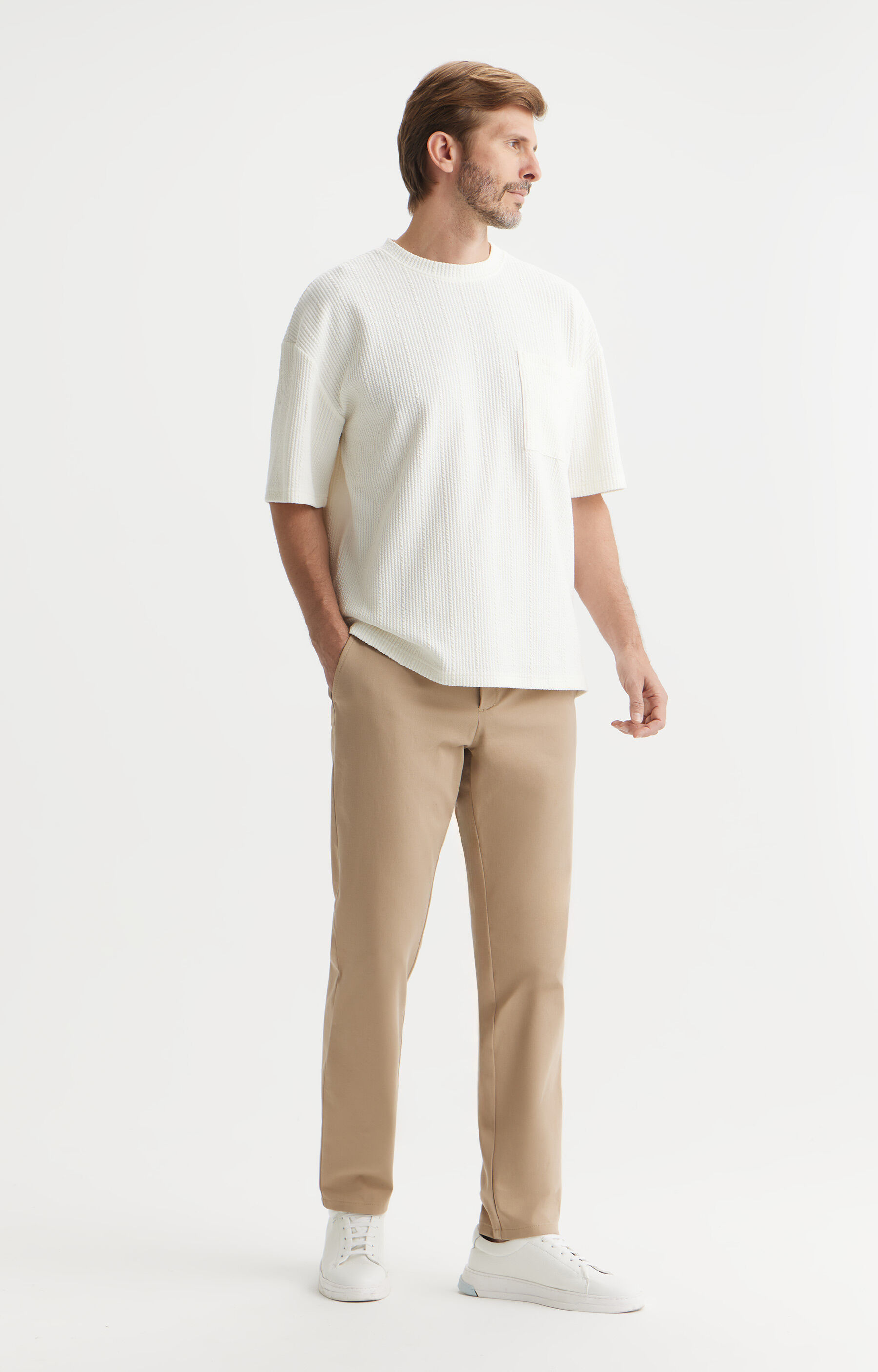 Bawełniane chinosy slim fit