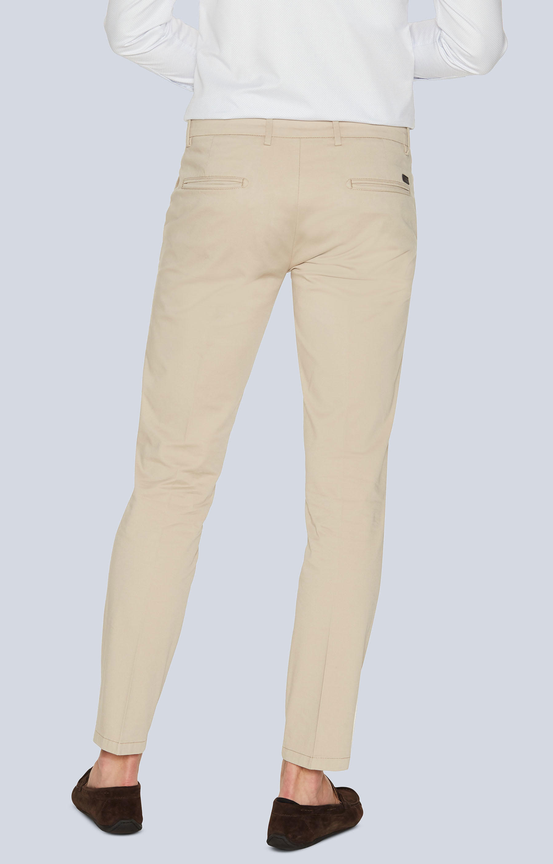 Dopasowane chinosy z bawełnianej tkaniny - 3