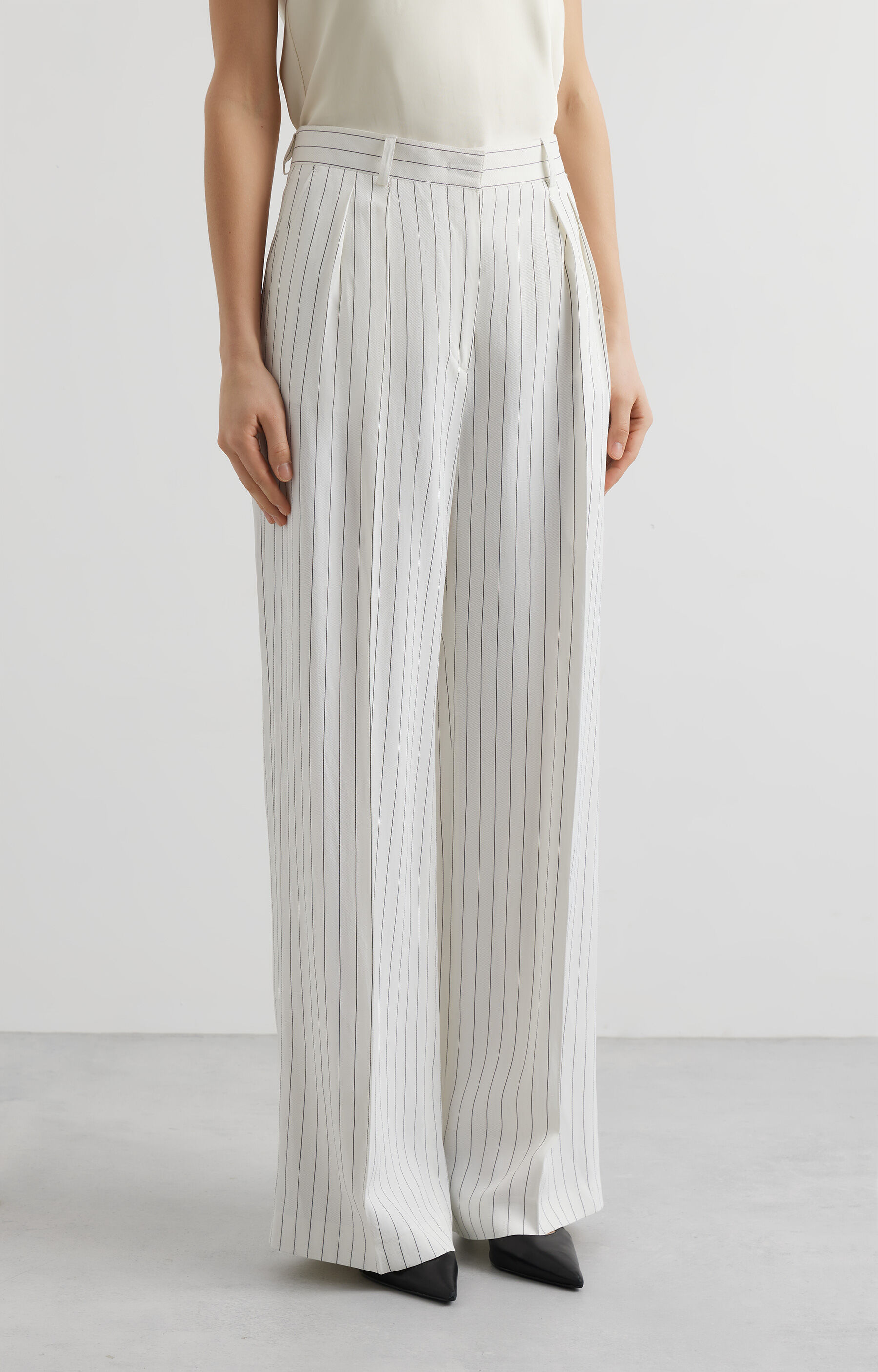 Białe spodnie - set VISTULA - 3