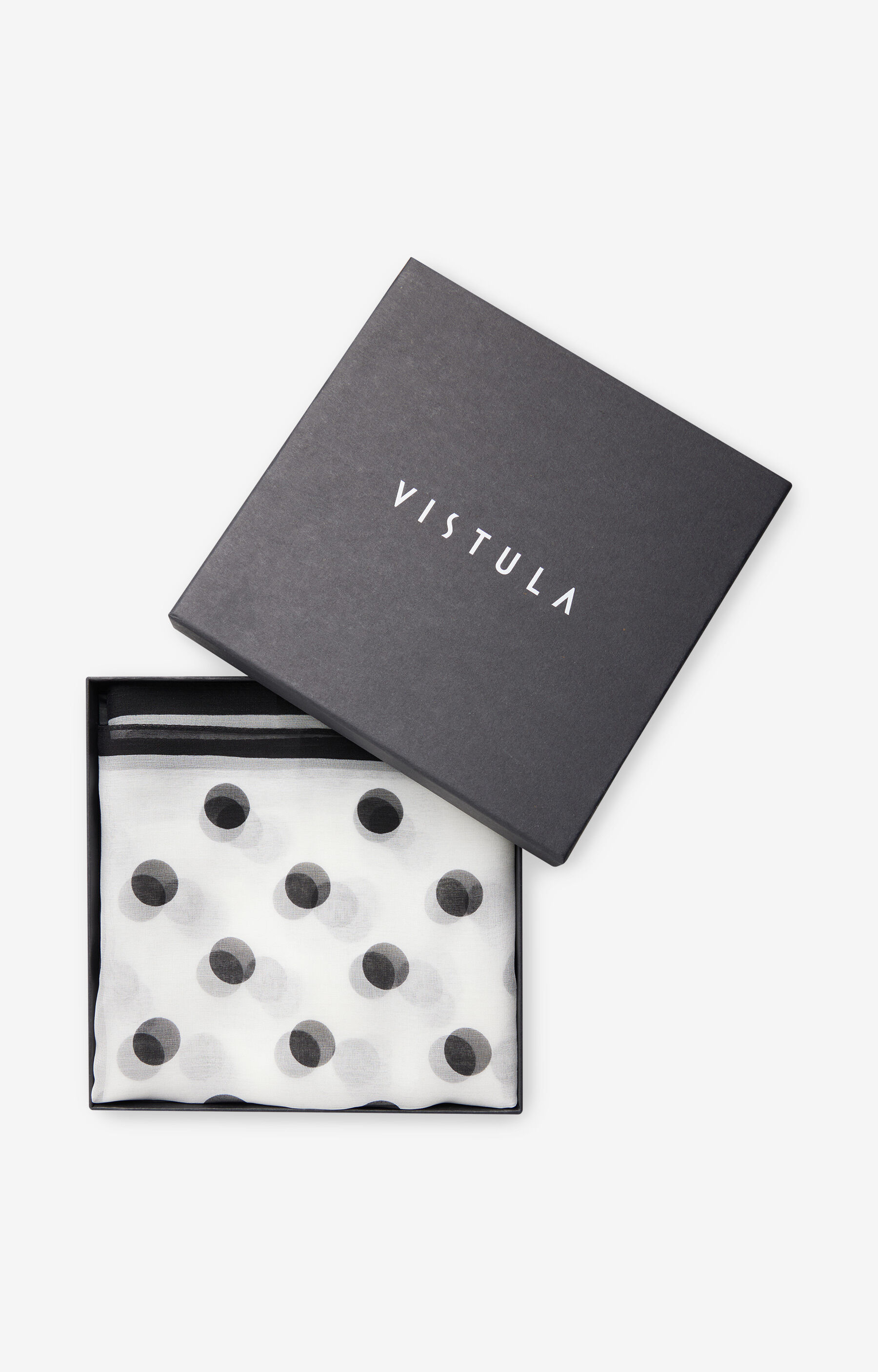 Jedwabny szal w kropki