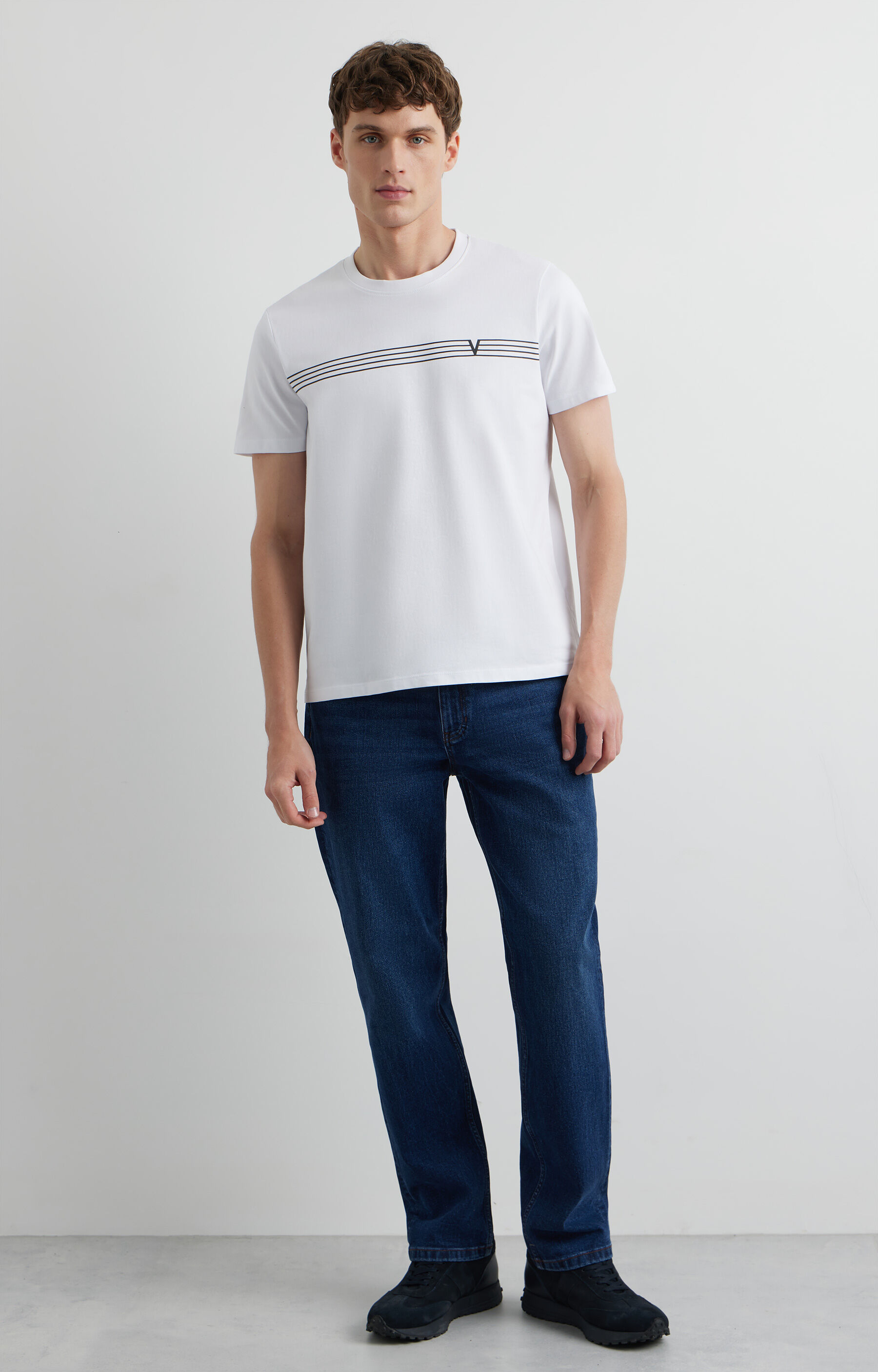 T-shirt regular z grafiką - 4