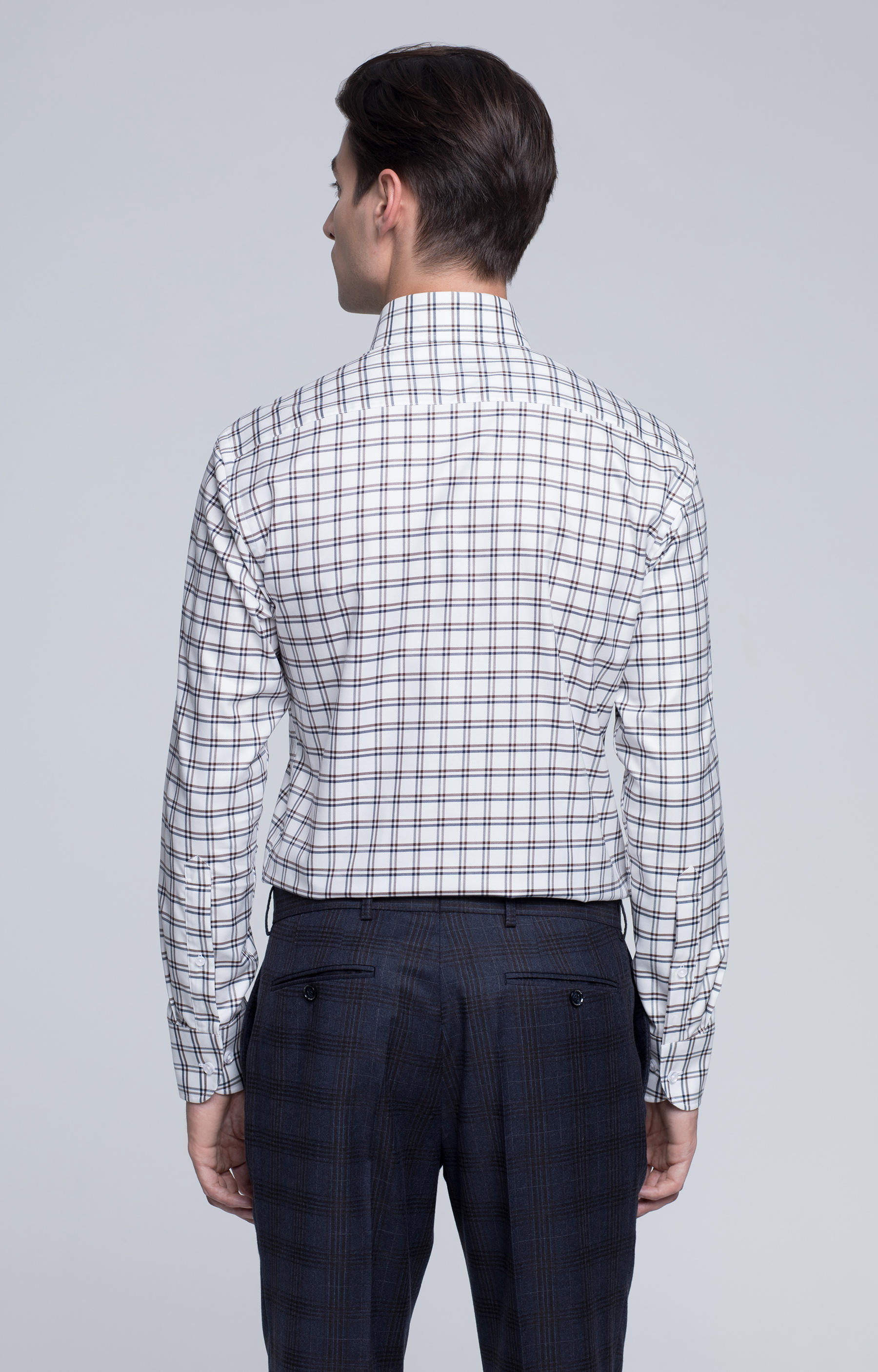 Koszula w kratę z włoskim kołnierzem - 2