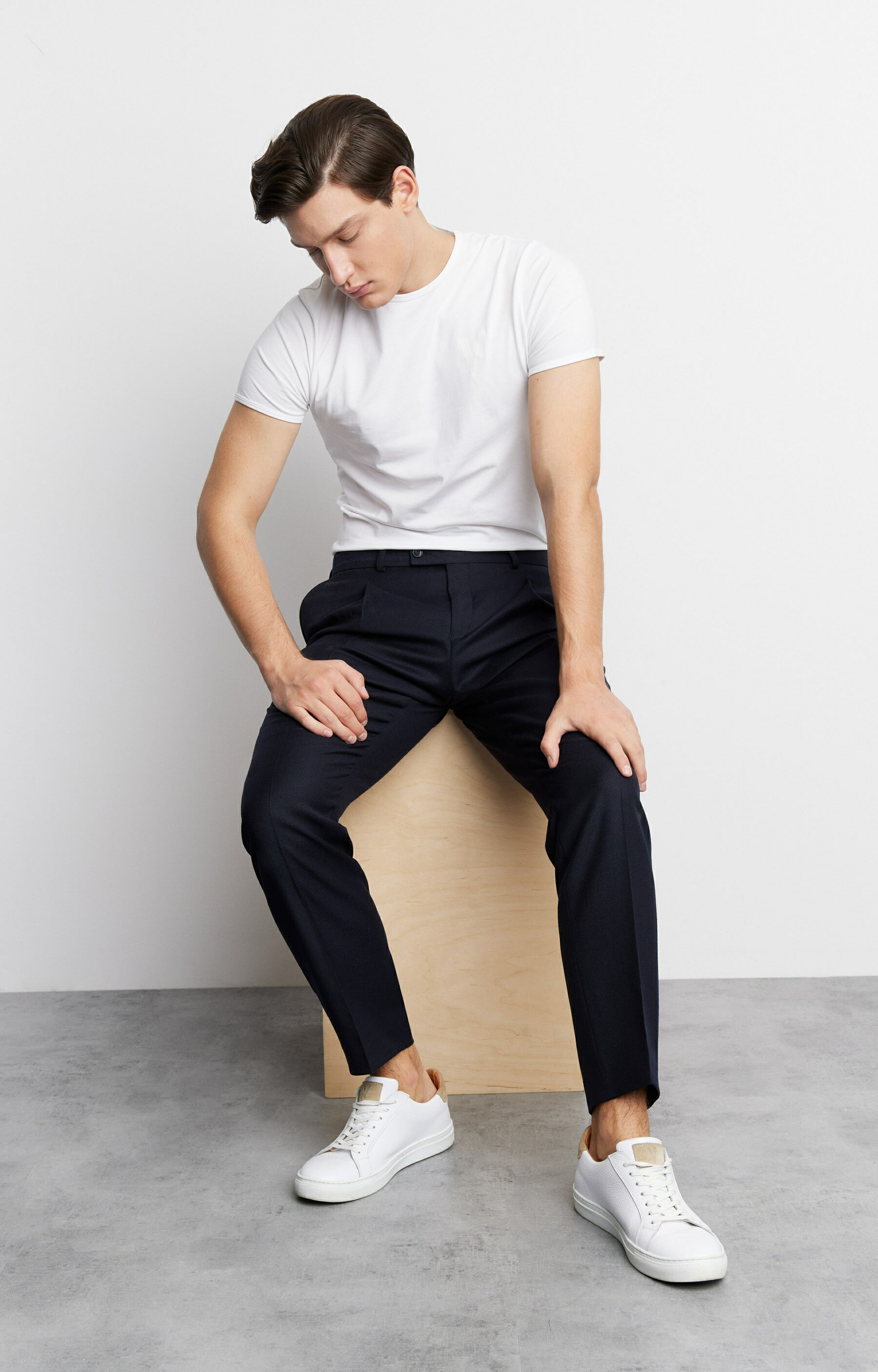 Dopasowany t-shirt basic - 2