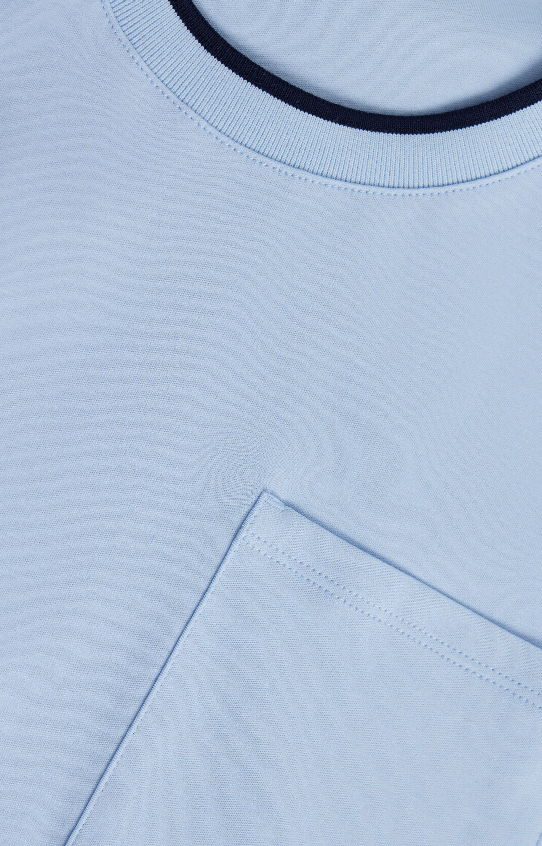 T-shirt round neck z kieszonką - 5