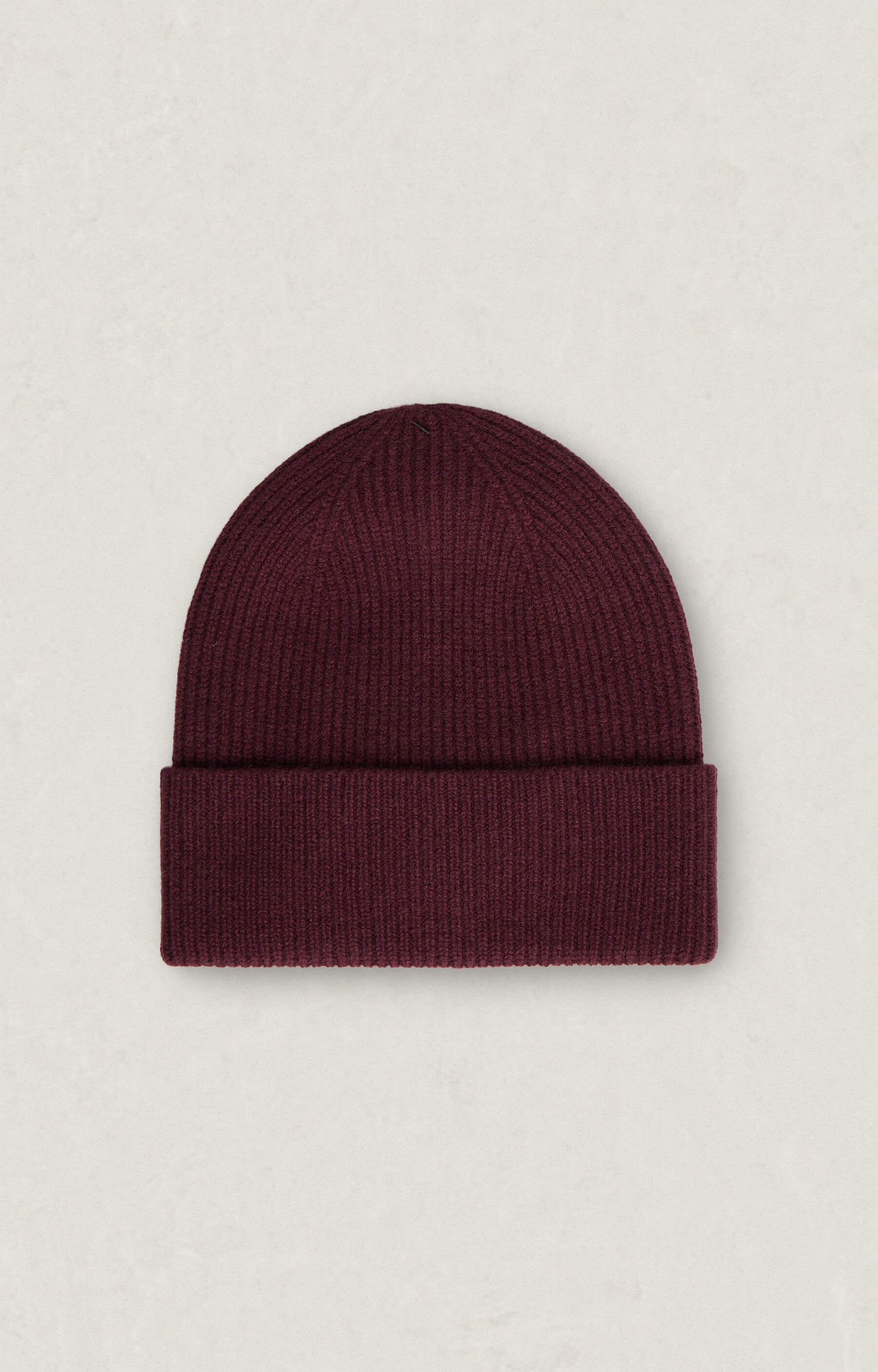 Wełniana czapka typu beanie