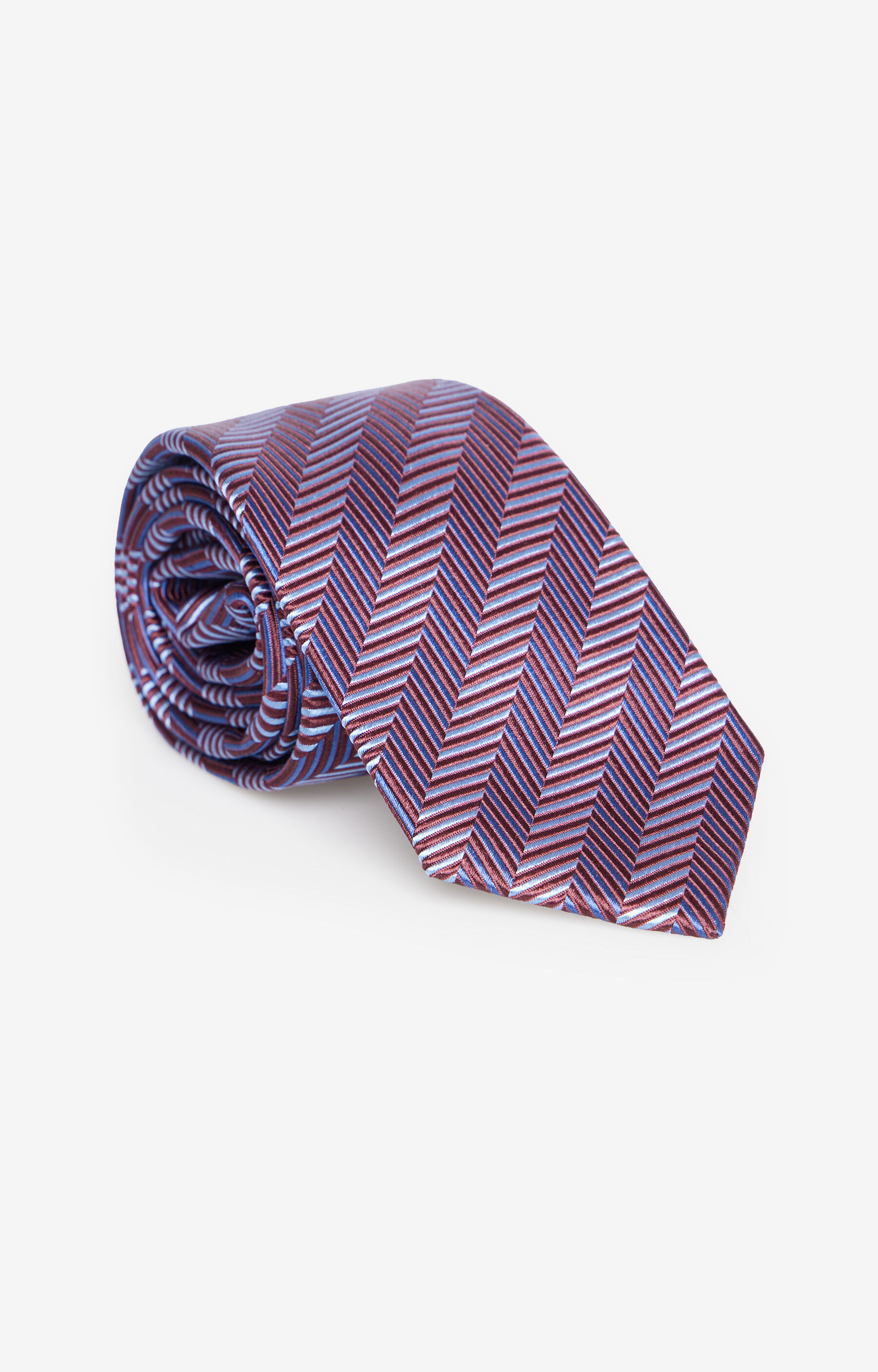 Jedwabny krawat w diagonalny wzór