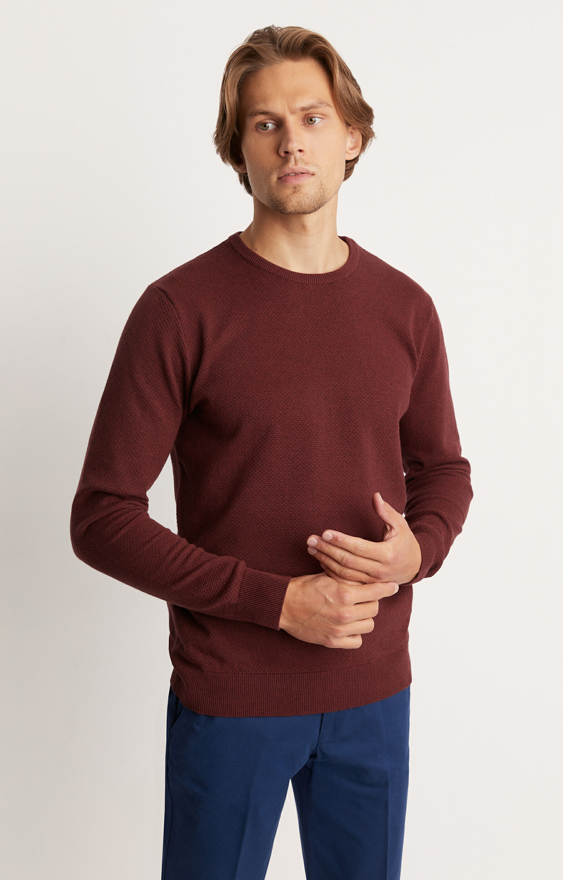 Sweter round-neck