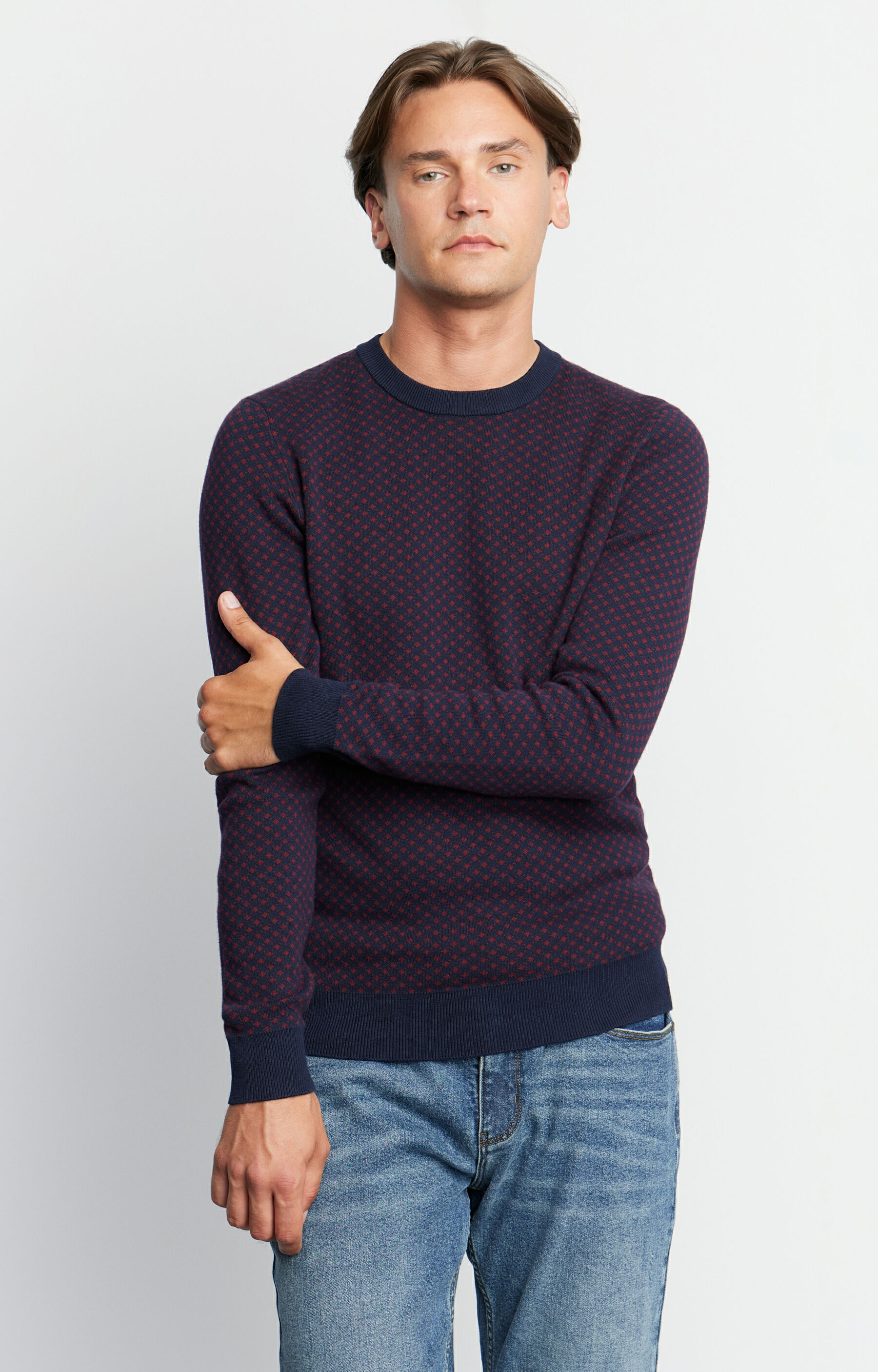 Sweter typu round-neck