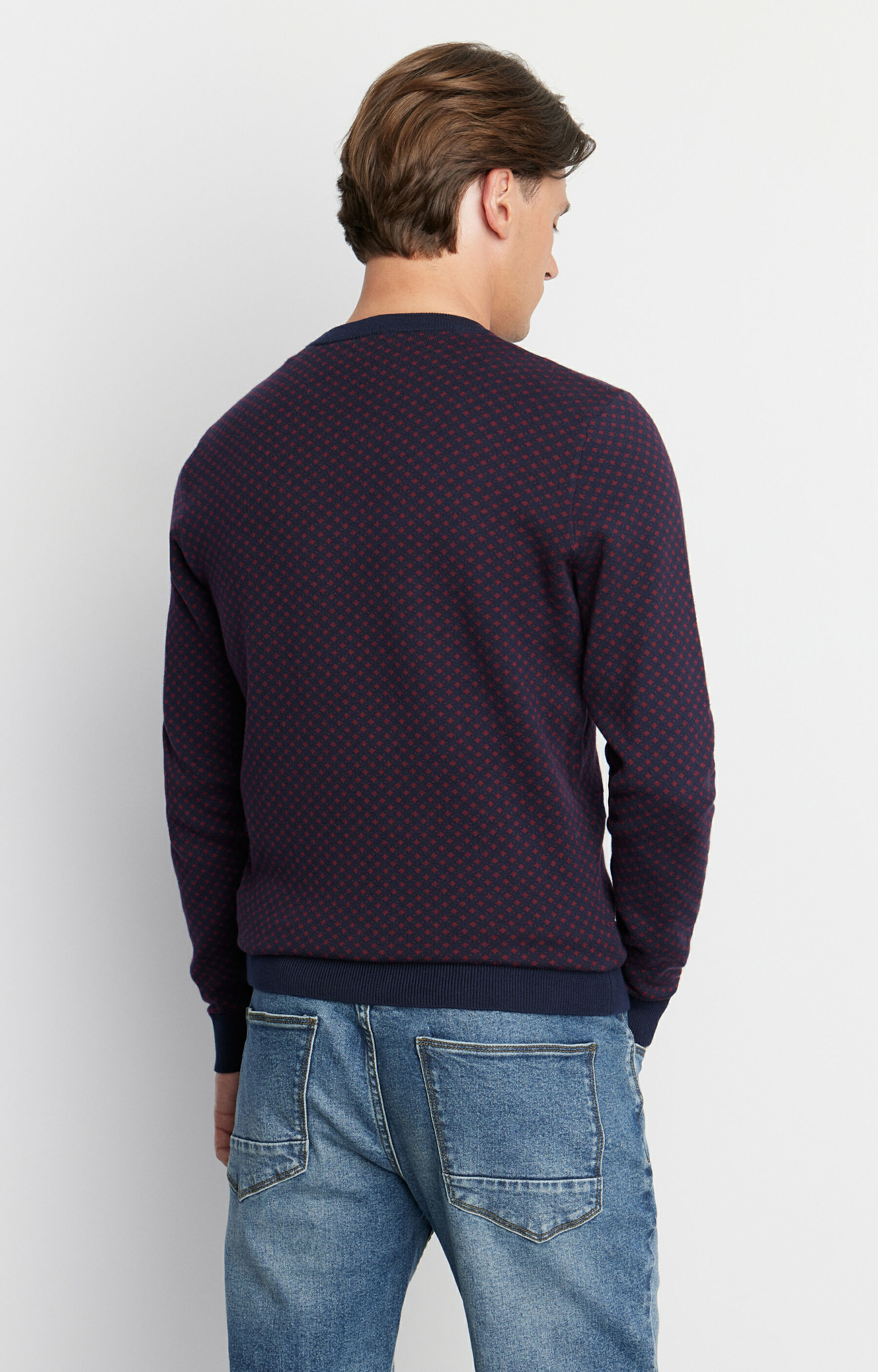 Sweter typu round-neck