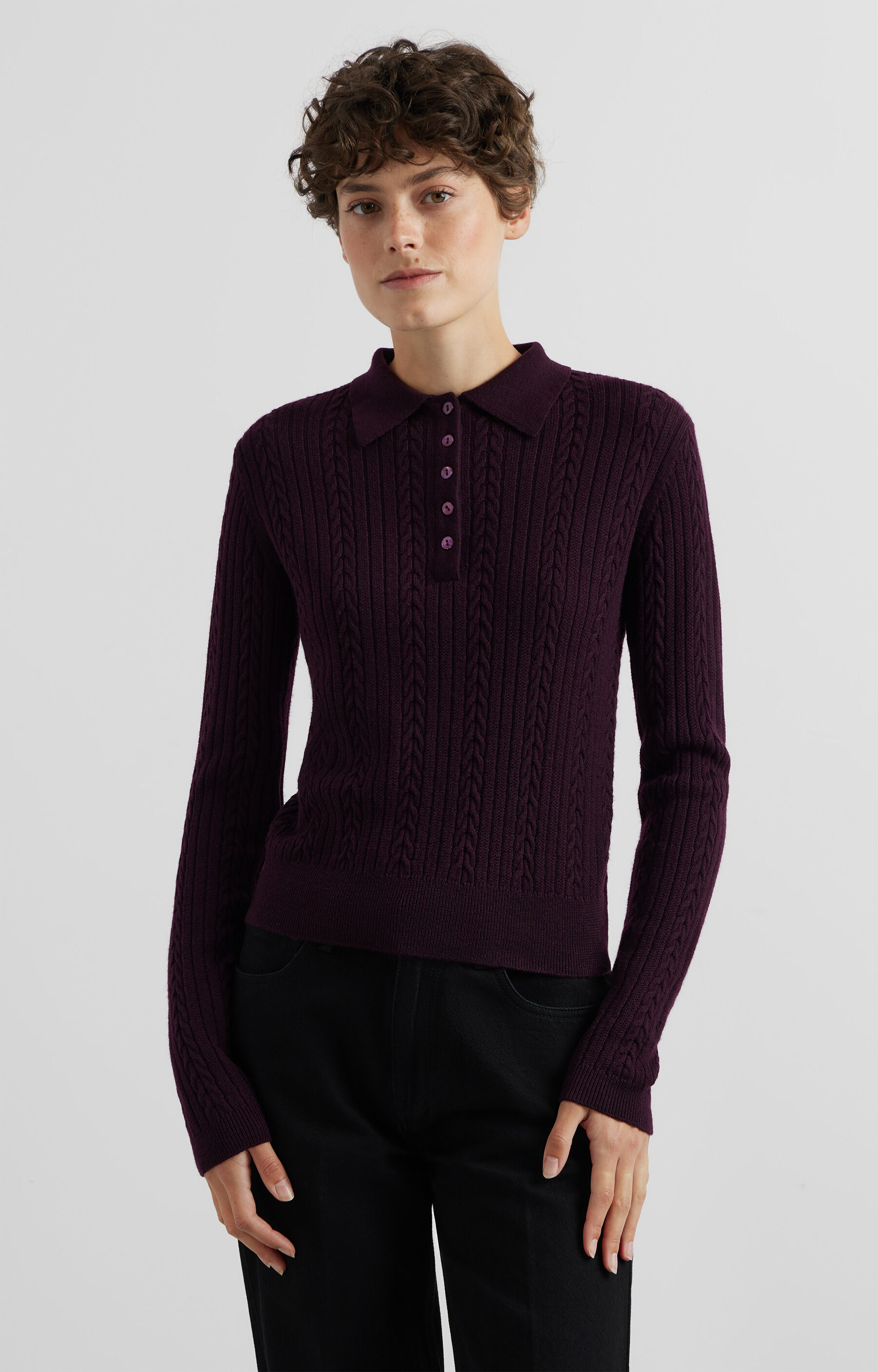 Sweter w ozdobny wzór