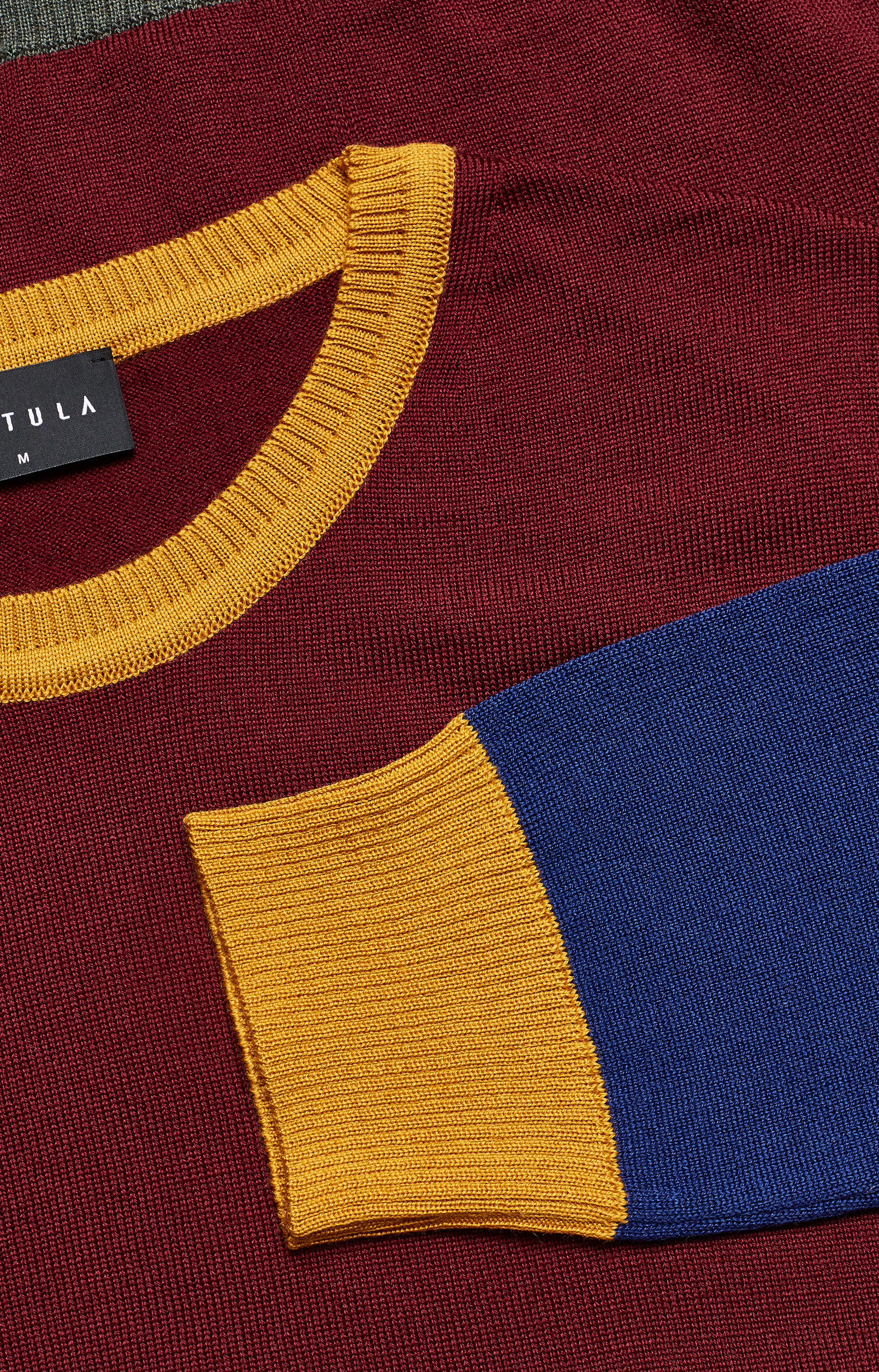 Lekki, wełniany sweter typu round-neck - 2