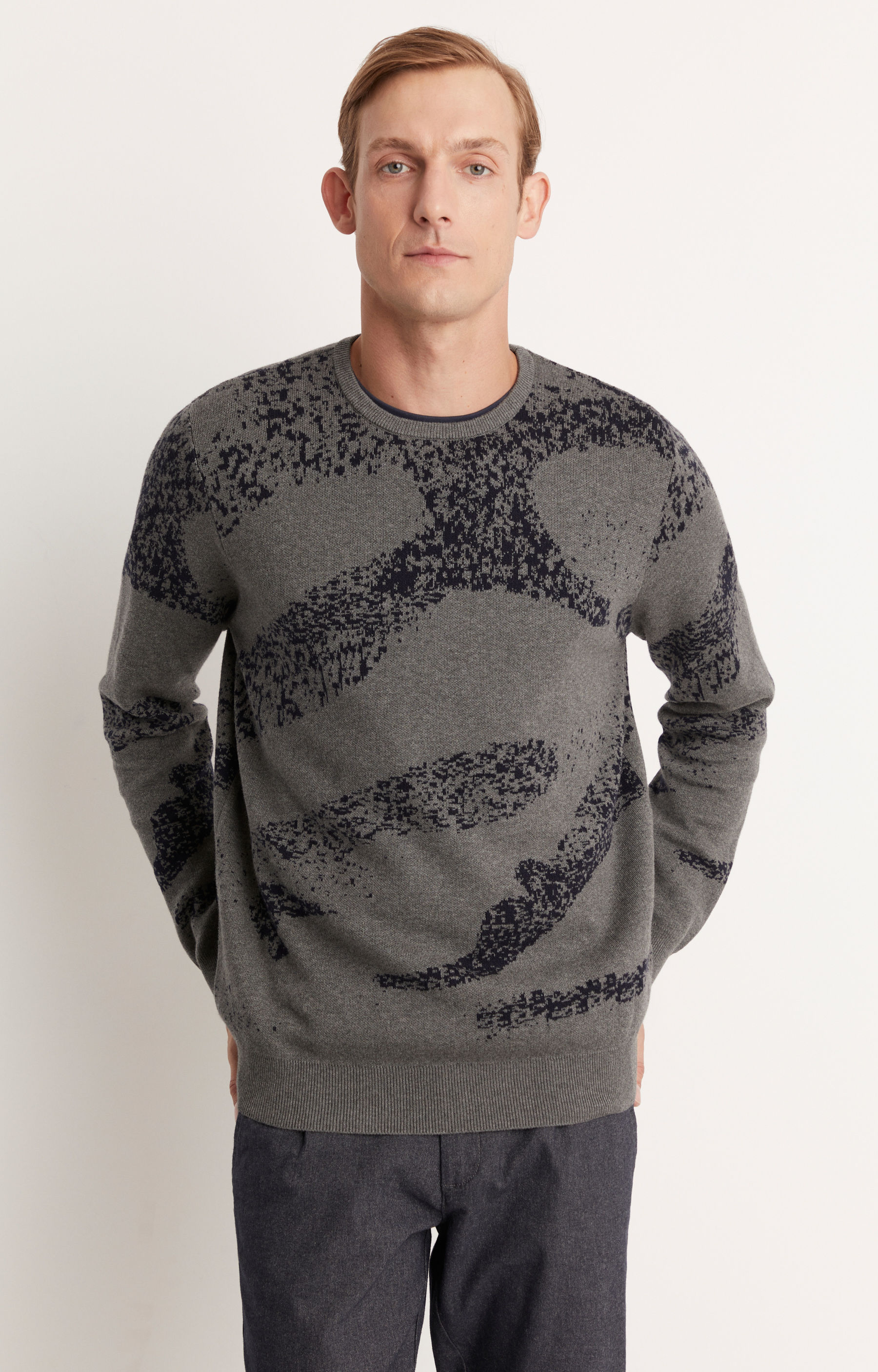 Sweter typu round-neck