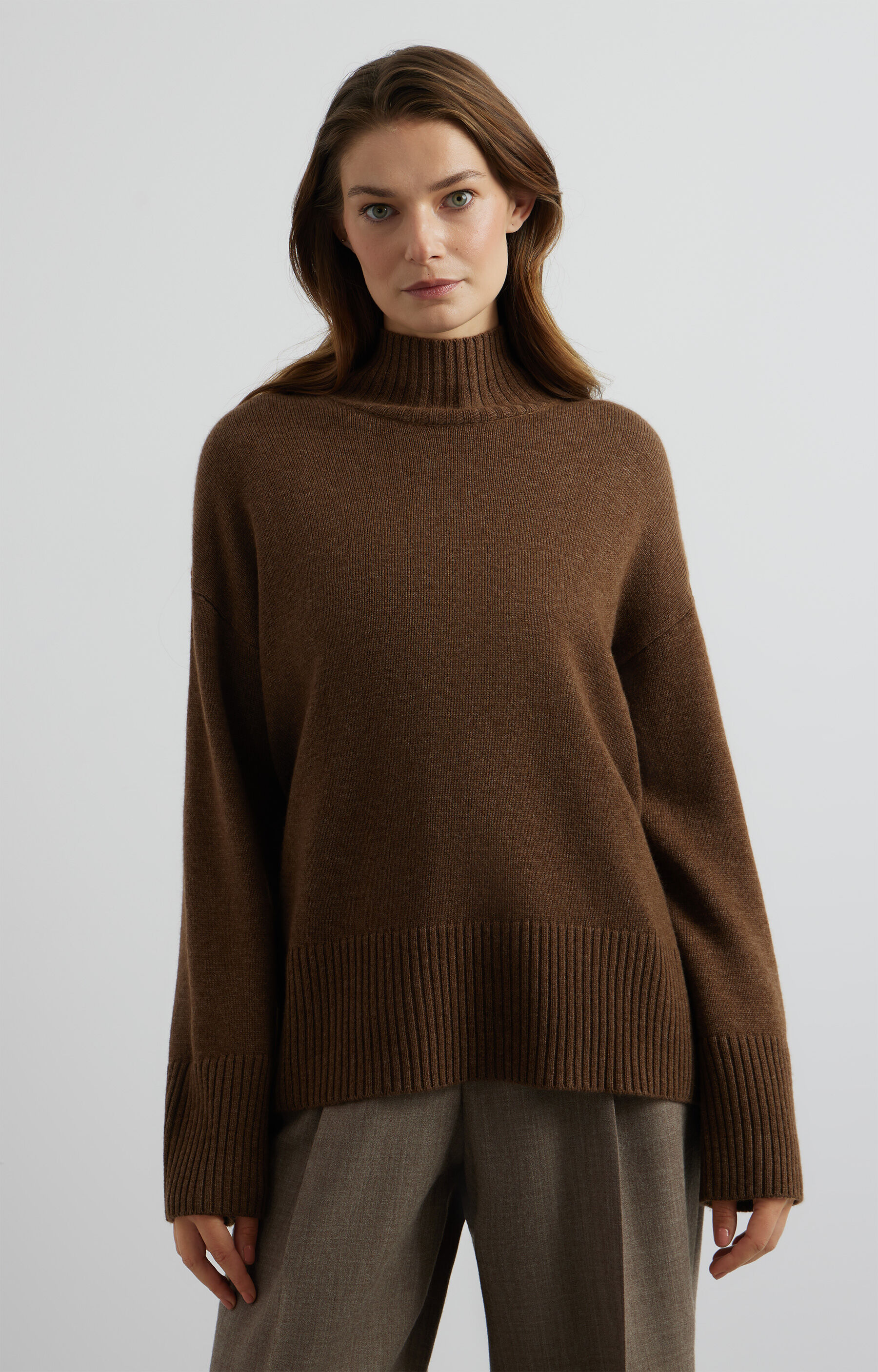 Sweter o luźnym kroju