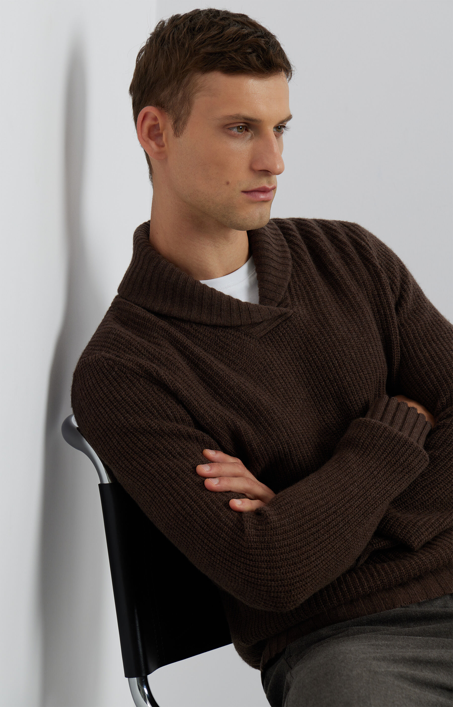 Sweter z kołnierzem szalowym - 7