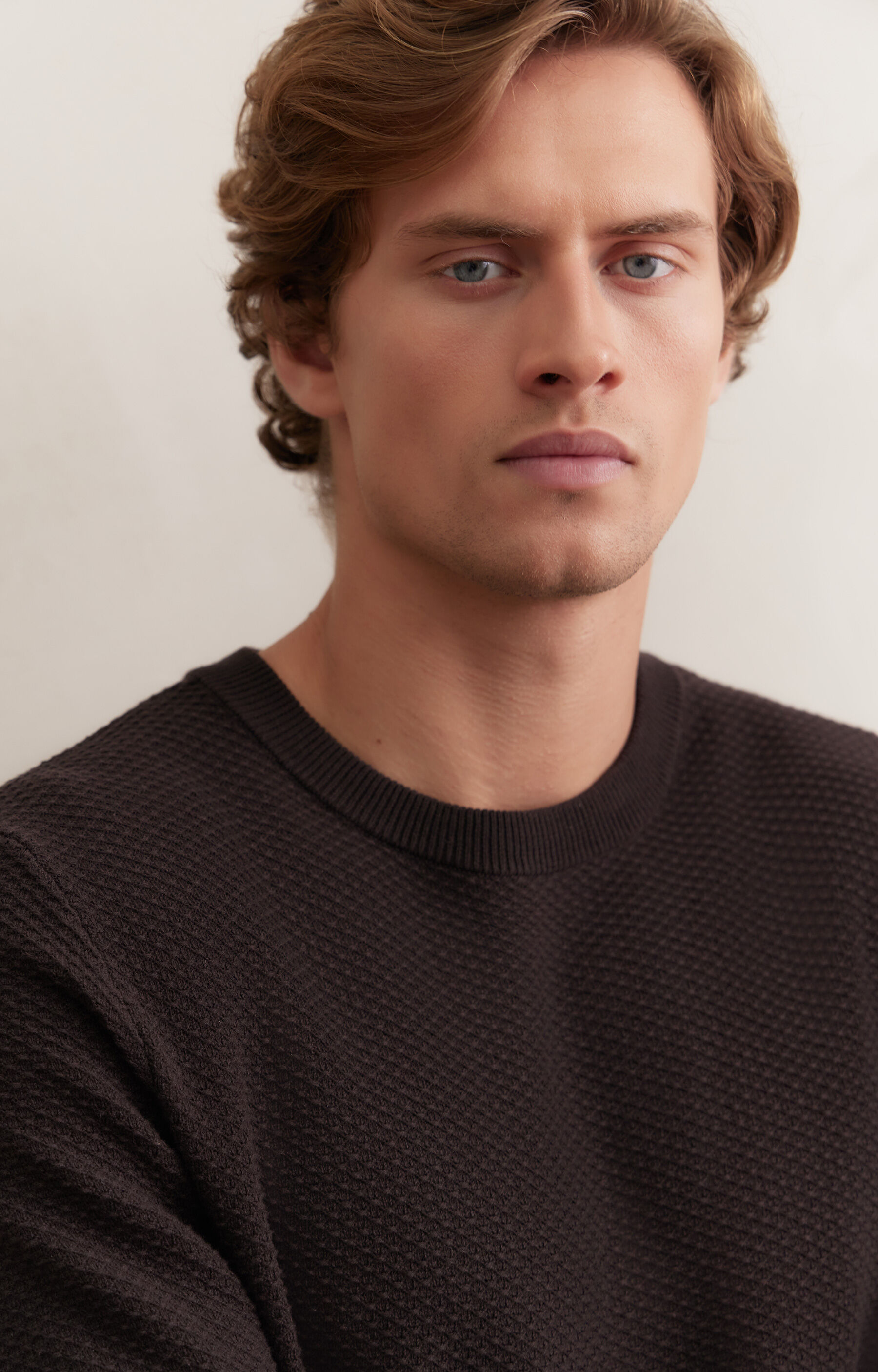 Strukturalny sweter round neck - 6
