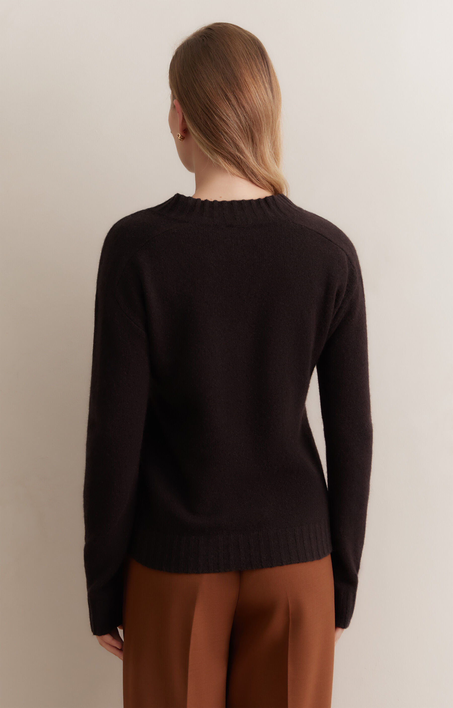 Sweter v-neck - 3