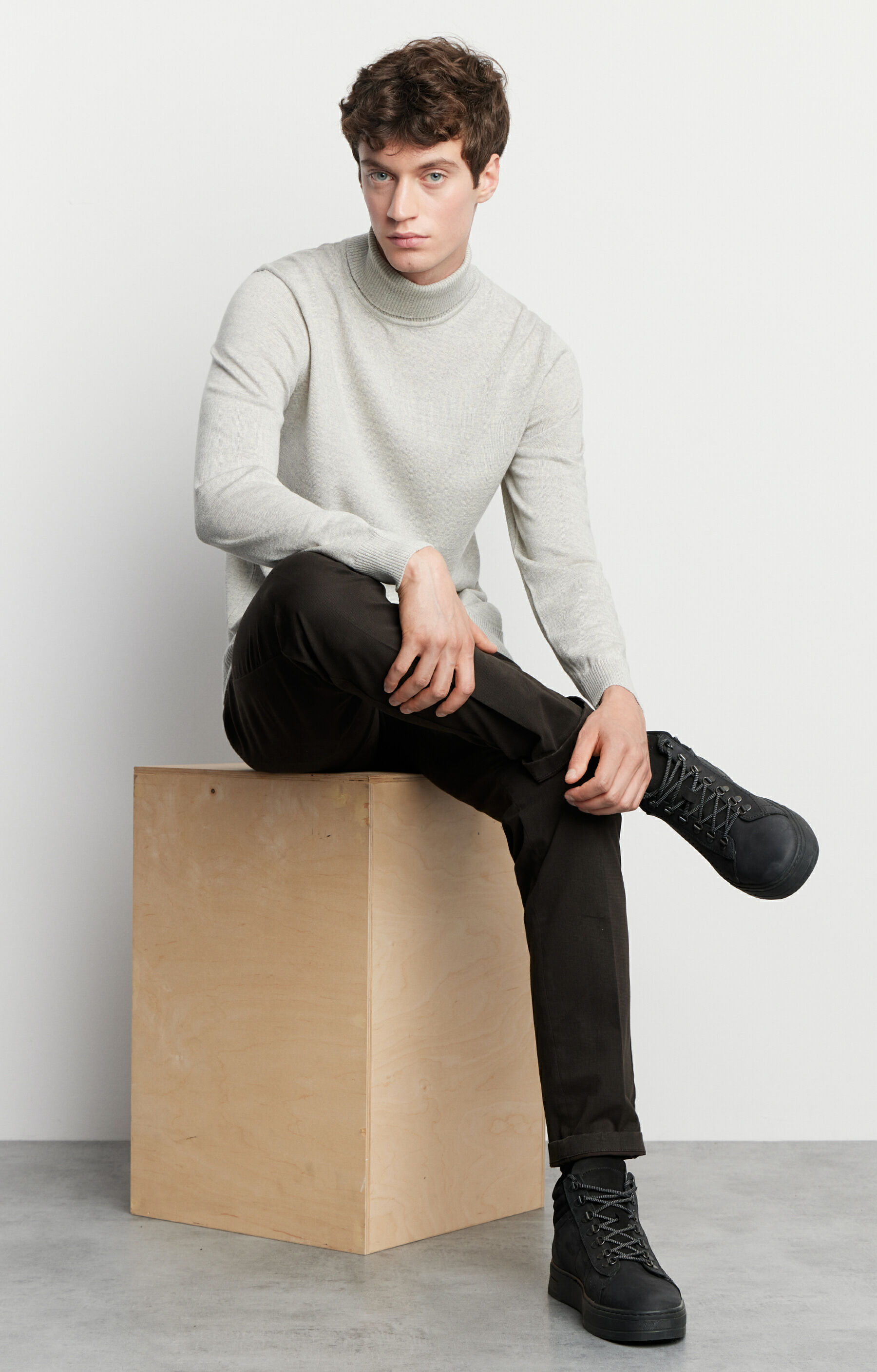 Chinosy o kroju slim fit - 3